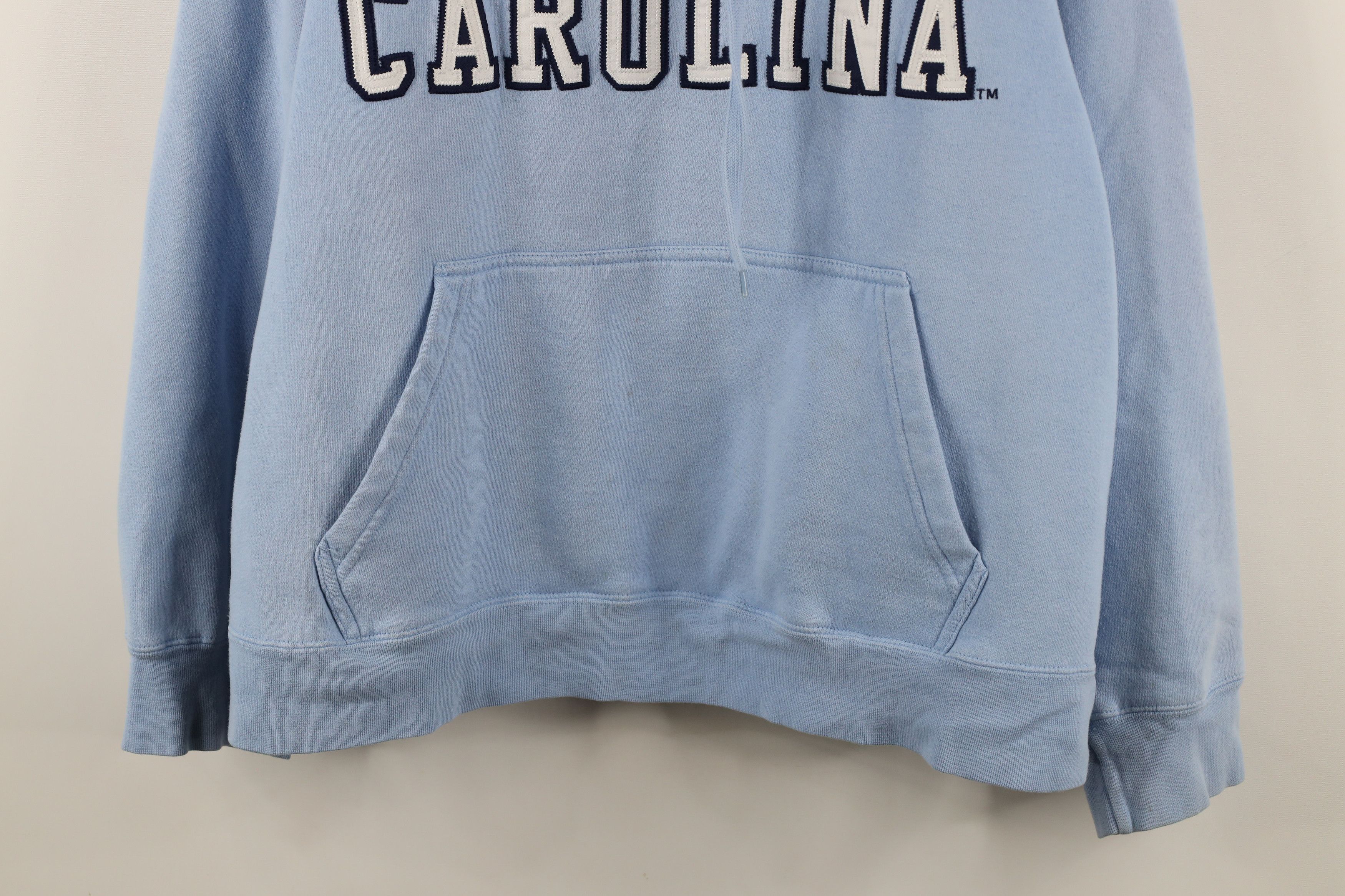 Vintage Vintage 90s University of North Carolina Hoodie Sweatshirt Size US L / EU 52-54 / 3 - 3 Thumbnail