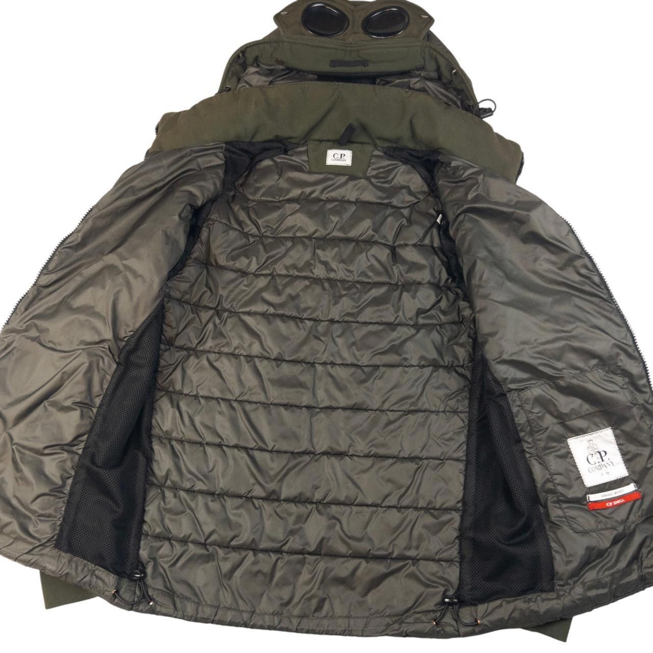 Designer Vintage CP Company Goggle Hood Padded Jacket Size S Size US S / EU 44-46 / 1 - 5 Thumbnail