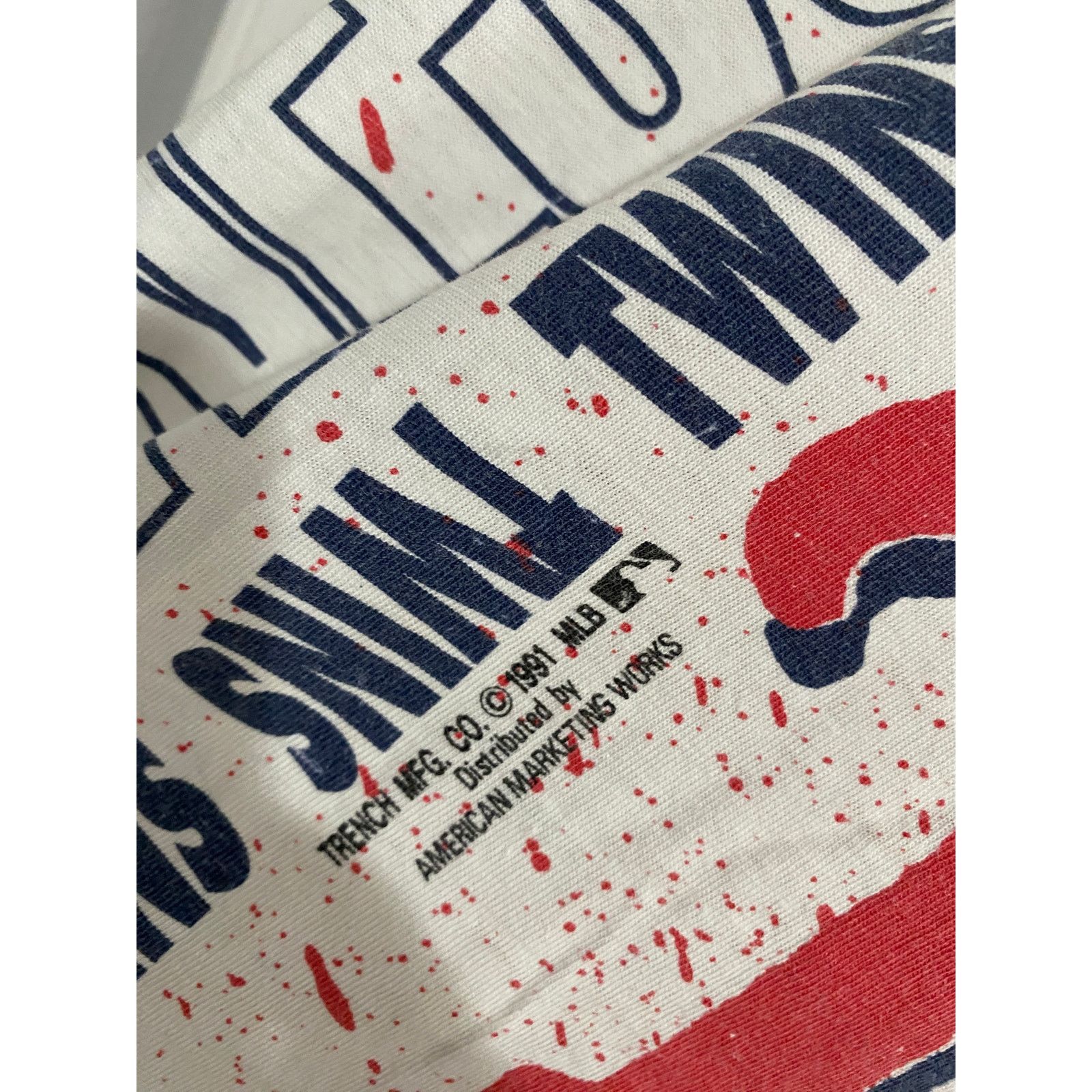 MLB Vintage Minnesota Twins All-Over Print T-Shirt Size Large Size US L / EU 52-54 / 3 - 5 Thumbnail