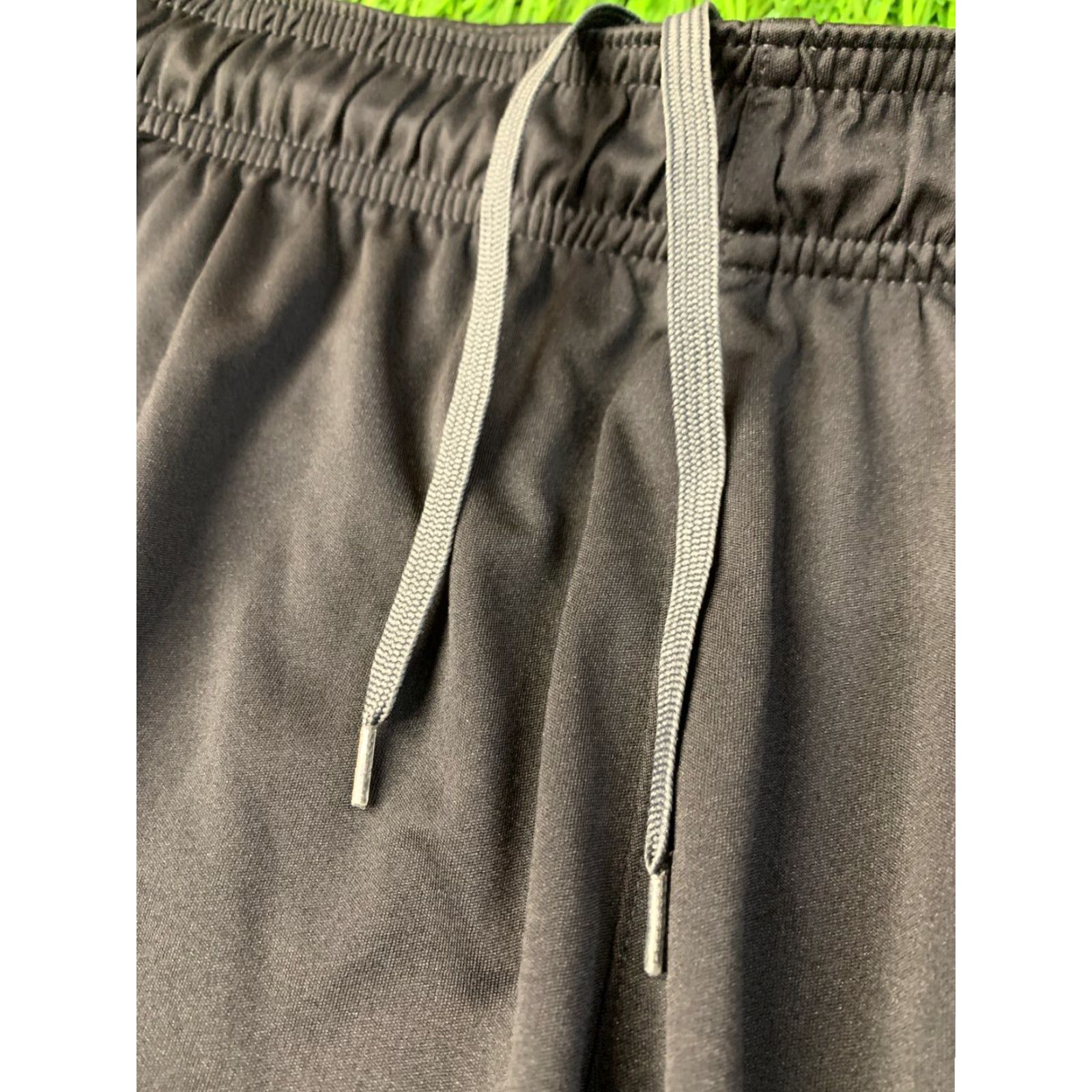 Adidas ADIDAS PERFORMANCE CLIMALITE 2019 MEN SPORT TRAINING SHORTS M Black Gray TRAINING Men Shorts 2019 Adidas Performance CLIMALITE Size US 31 - 3 Thumbnail