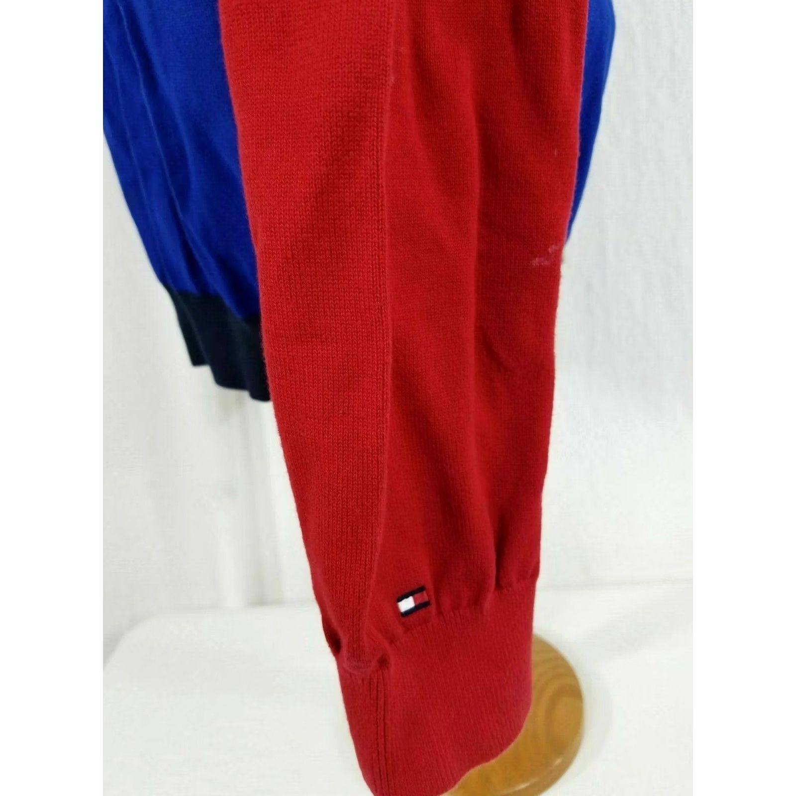 Tommy Hilfiger TOMMY HILFIGER Sweater Vintage 90s Digital Spell Out XL Adult Blue Red White 90s Pullover Cotton Mens Size US XL / EU 56 / 4 - 3 Thumbnail