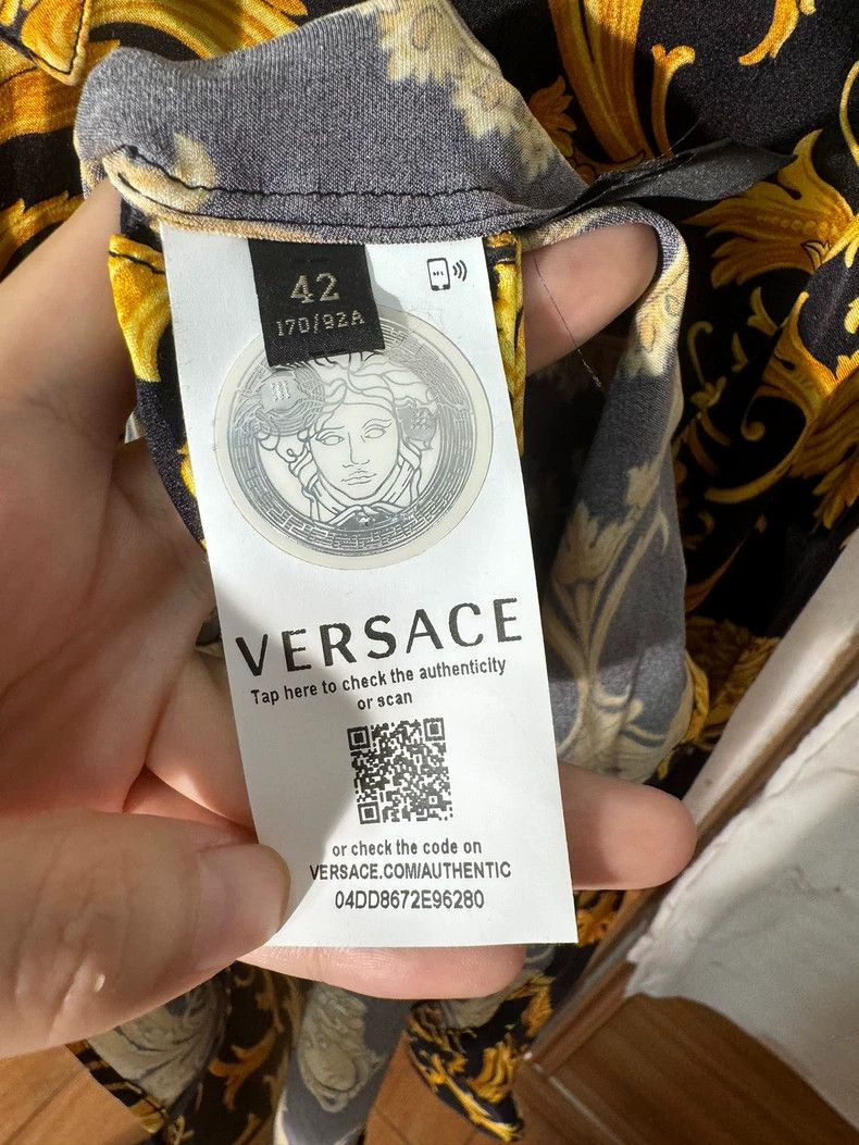 Versace Versace Silk shang'y Size US XL / EU 56 / 4 - 6 Thumbnail