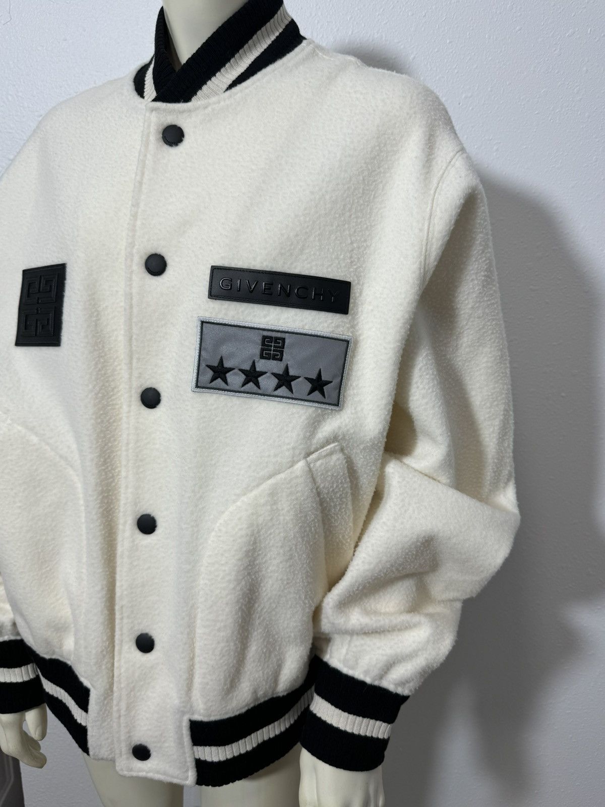Givenchy NWT Givenchy Bomber Jacket in Cream Size US L / EU 52-54 / 3 - 2 Thumbnail