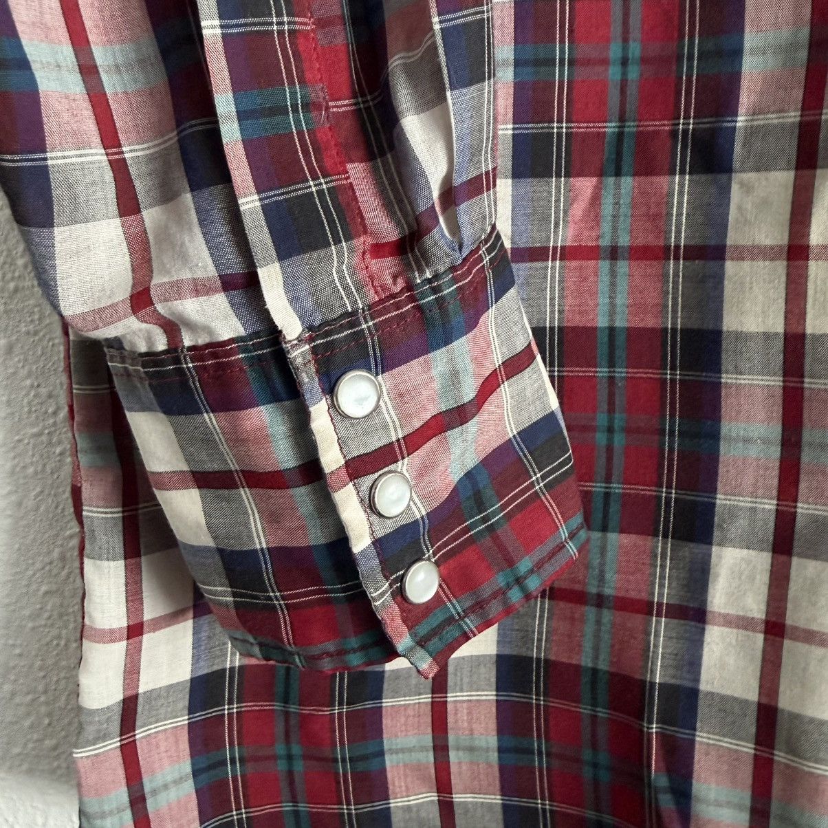 Wrangler Wrangler X-Long Tails Western Shirt Men’s 17.5-36 XL Pearl Size US XL / EU 56 / 4 - 4 Thumbnail
