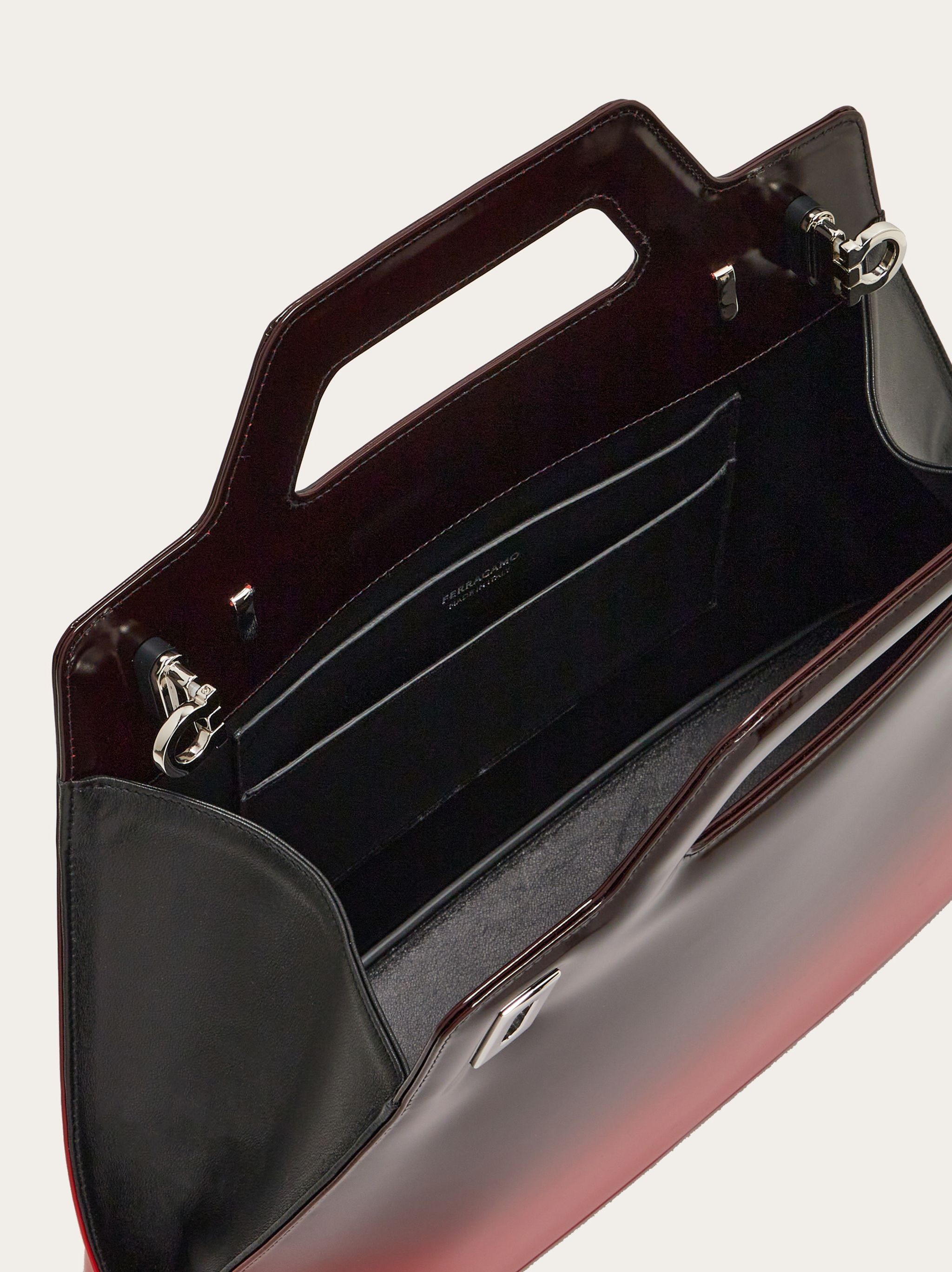 Salvatore Ferragamo o1s1rm0924 Size: OS / Wanda Handle Bag in Black/Red Size ONE SIZE - 6 Thumbnail