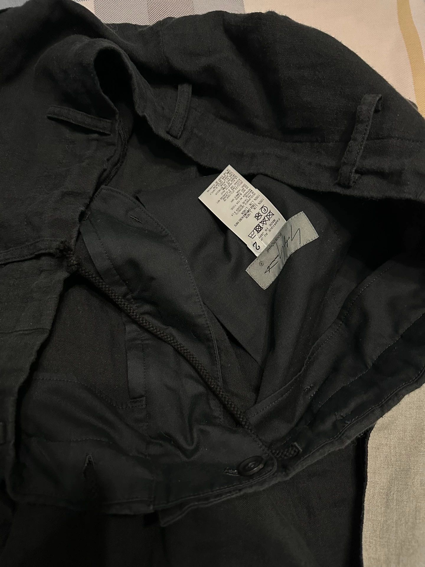 Yohji Yamamoto Yohji Yamamoto 22SS Men's 8L Black-White Paneled 9/10 Size US 32 / EU 48 - 2 Thumbnail