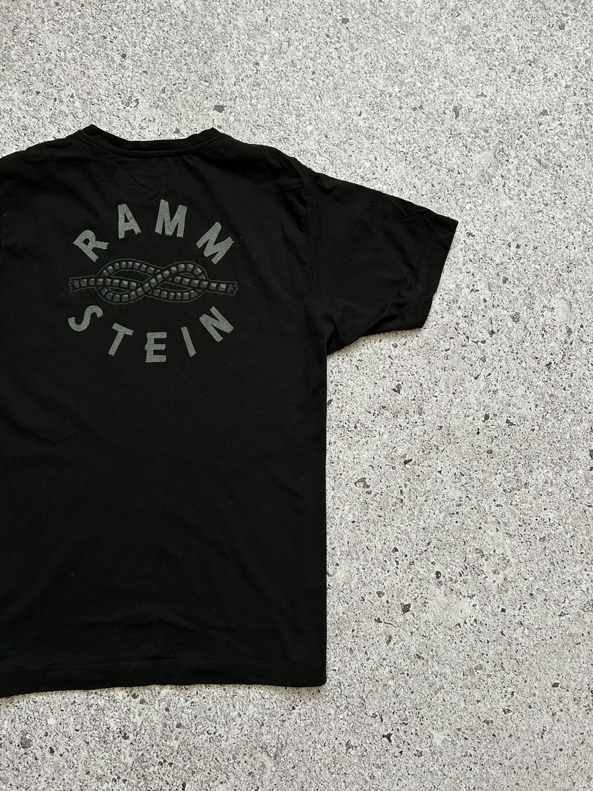 Band Tees × Vintage Vintage Rammstein So Gnadenlos Ist Nur Die Nacht Seemann Tee Size US L / EU 52-54 / 3 - 8 Thumbnail