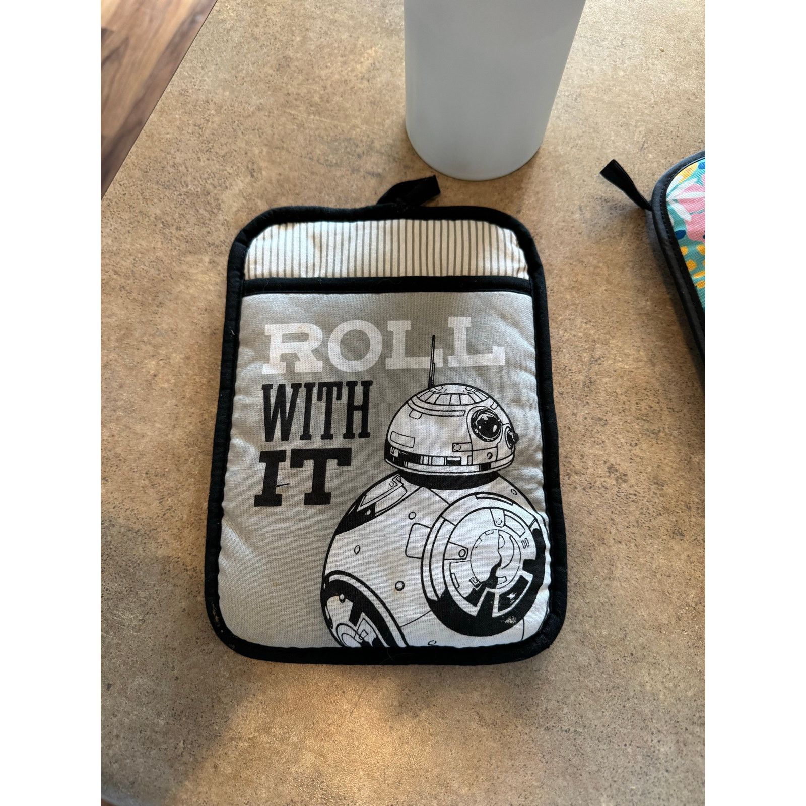 Star Wars Star Wars BB8 "Roll With It" Pot Holder Size ONE SIZE - 1 Preview