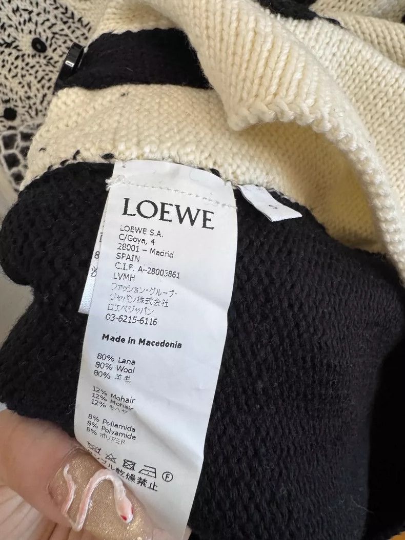 Loewe LOEWE A sweater cardigan Size S / US 4 / IT 40 - 4 Thumbnail