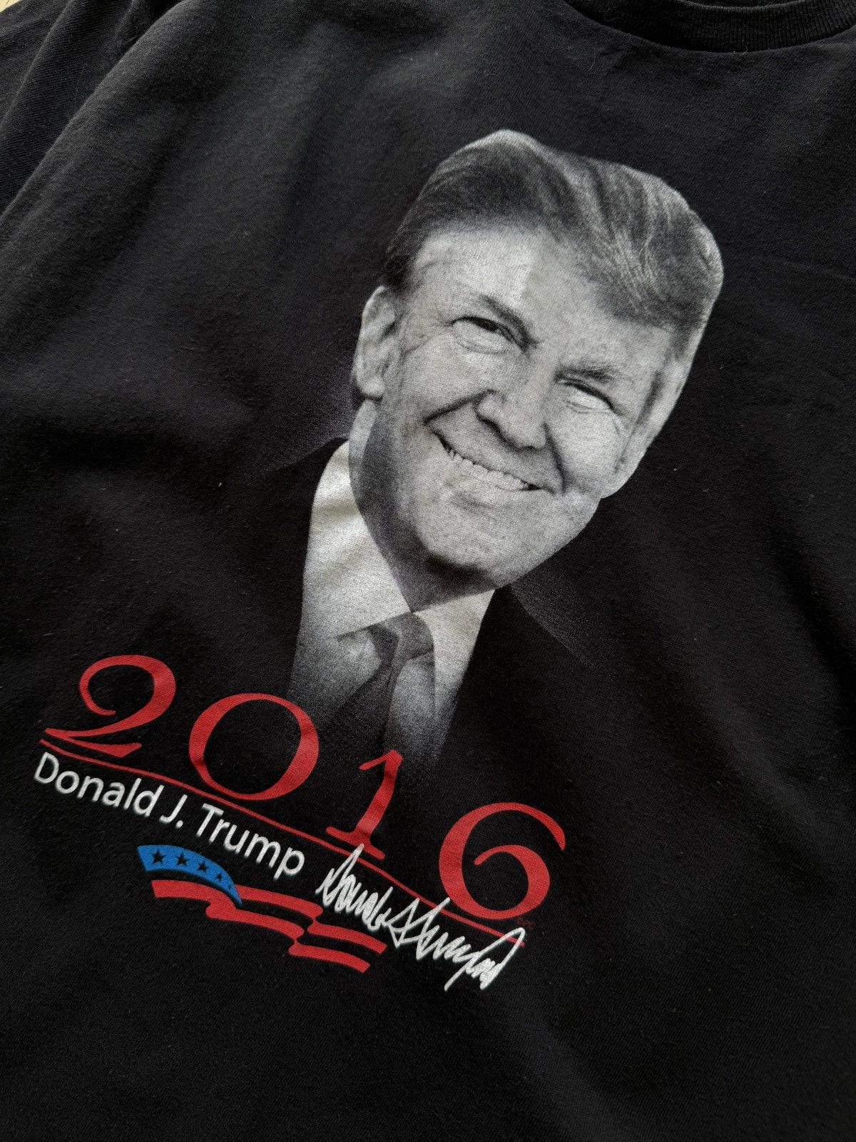 Donald Trump Donald Trump 2016 tshirt vintage Size US L / EU 52-54 / 3 - 2 Thumbnail