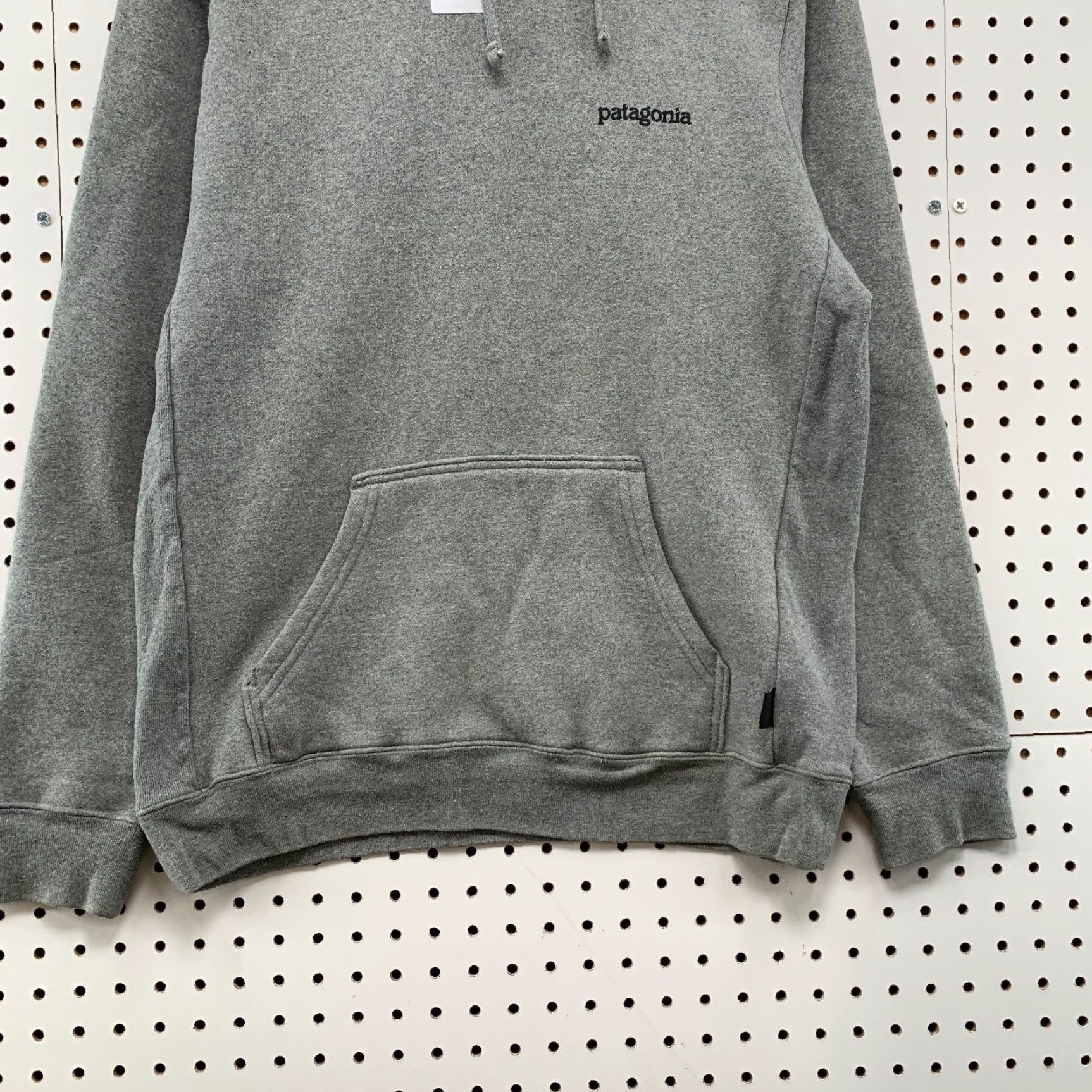 Patagonia Patagonia Hoodie Mens Small Gray Pullover Sweatshirt Uprisal Hooded 20x25 Graphic Print Size US S / EU 44-46 / 1 - 7 Thumbnail