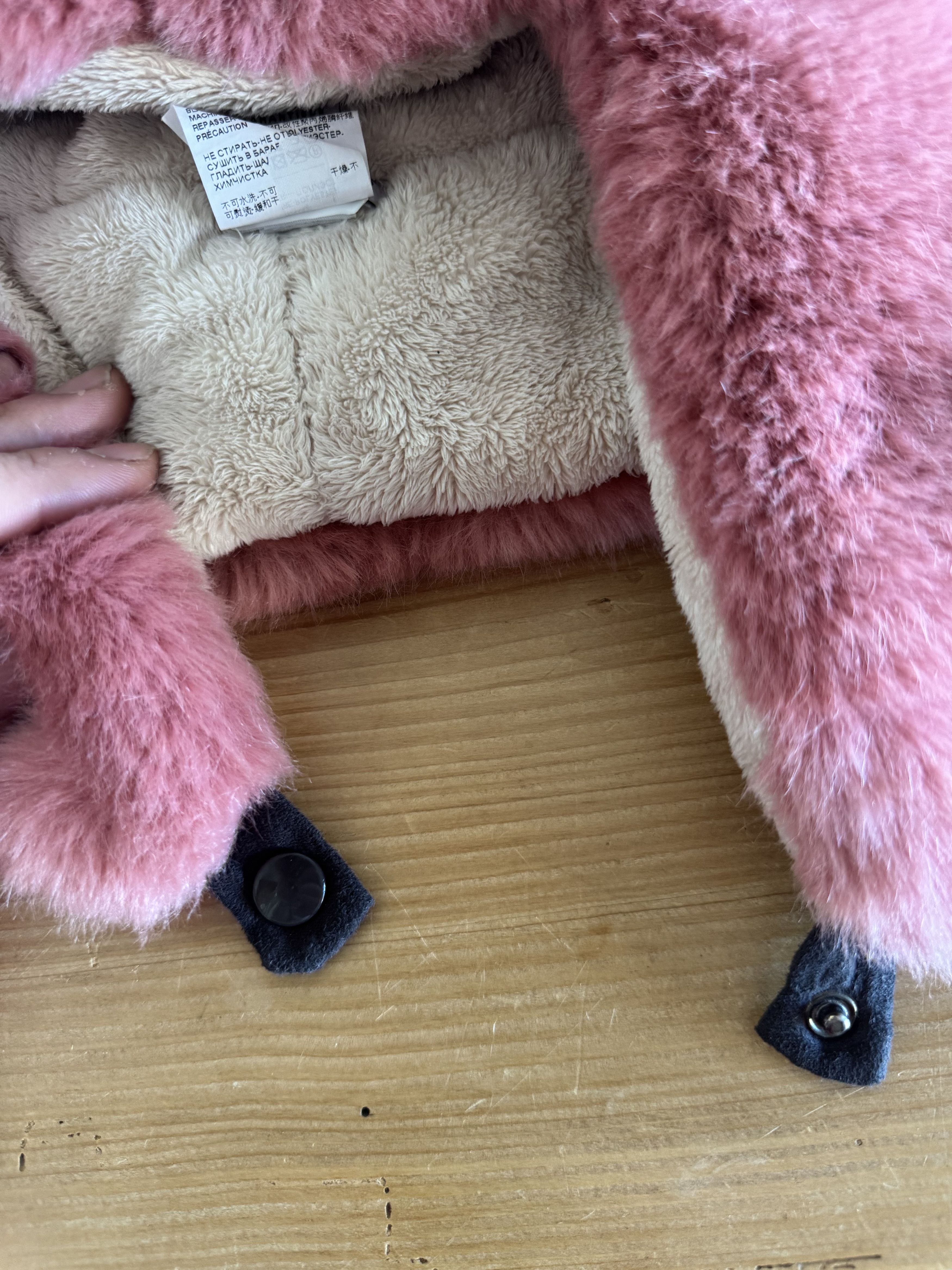 Dolce & Gabbana FW17 Pink Plush Bear Head Hat Size ONE SIZE - 6 Thumbnail