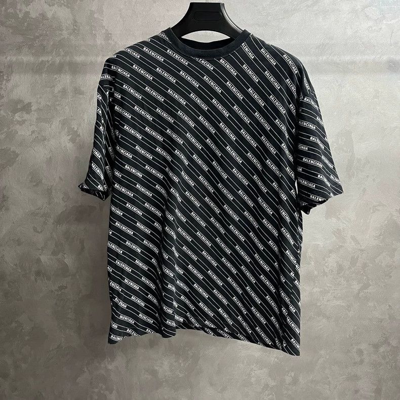 Balenciaga Balenciaga Logo Print Short Sleeve T-shirt - dmc Size US XS / EU 42 / 0 - 1 Thumbnail