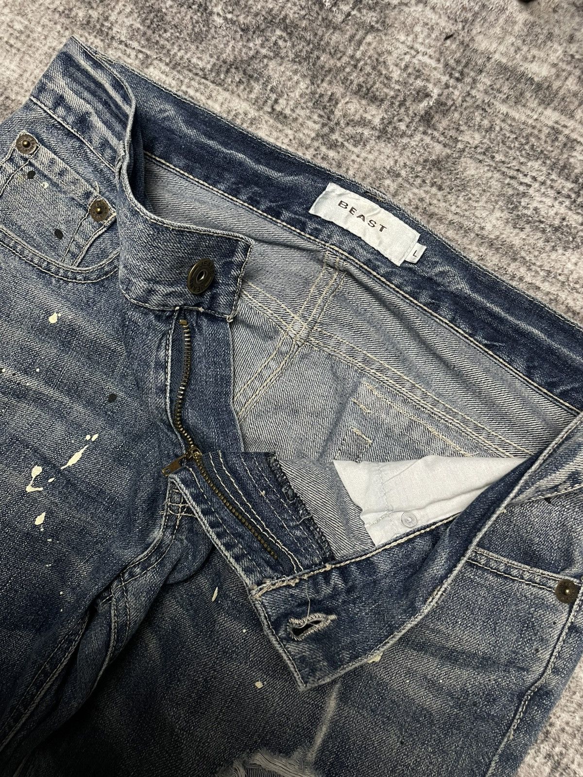 Japanese Brand Japanese Denim Beast Paint Distressed Jeans Size US 30 / EU 46 - 11 Thumbnail