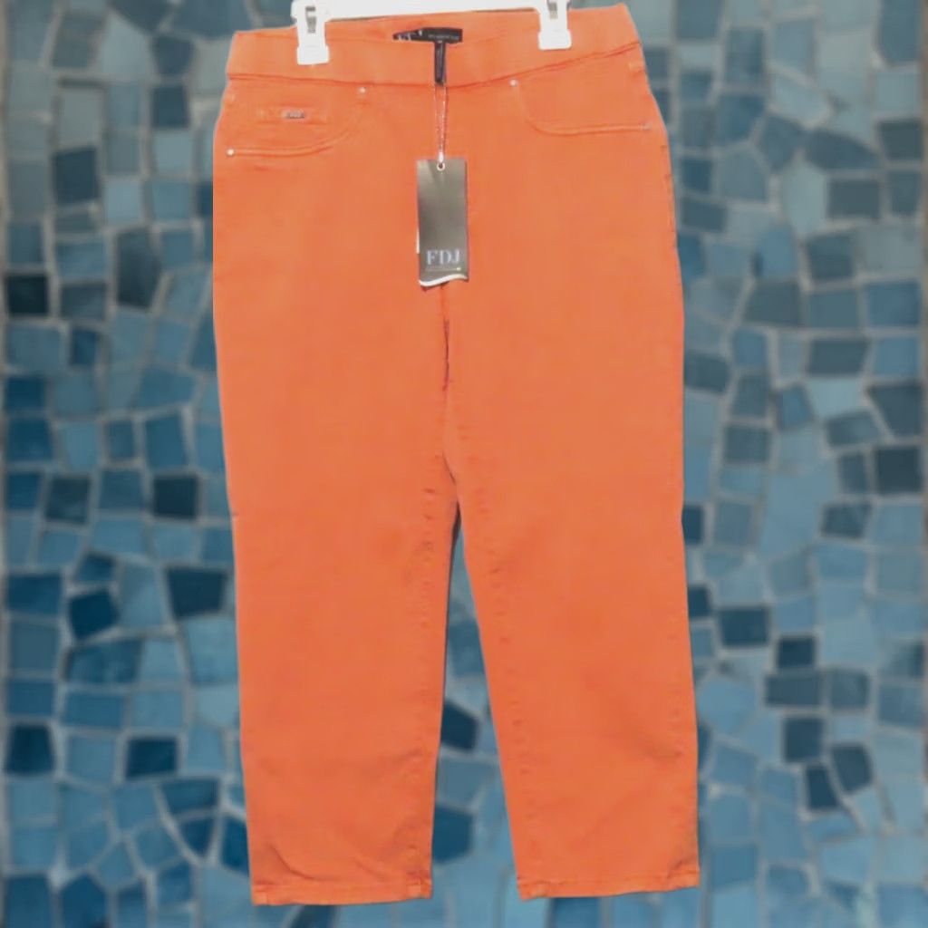 Vintage FDJ French Dressing Jeans Women's 6 Capris Tangerine Orange 5-Pocket Denim Capri Summer Spring Fall NWT Size 28" / US 6 / IT 42 - 1 Thumbnail