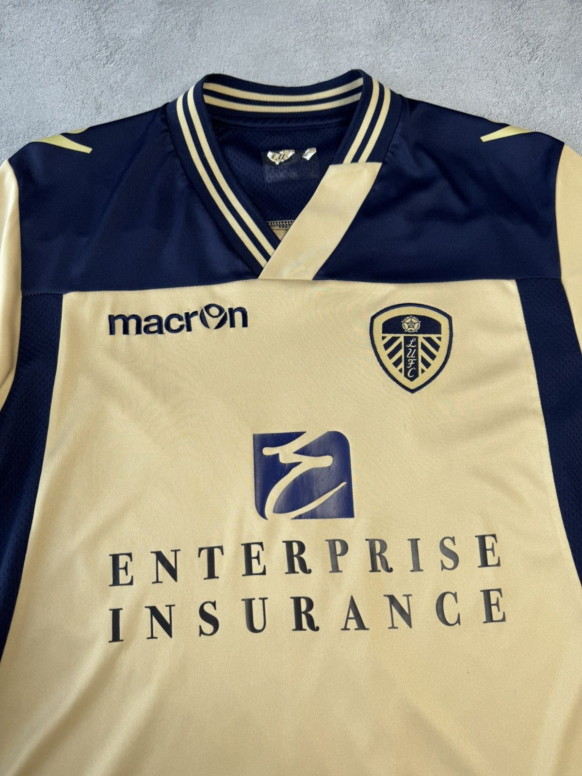 Macron Leeds United 2013 2014 Away Shirt Soccer Jersey Macron Size US M / EU 48-50 / 2 - 5 Thumbnail
