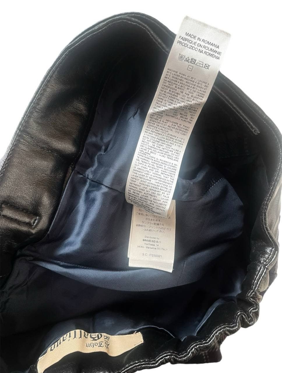 John Galliano John Galliano rare newspaper gazette mini skirt Size 26" / US 2 / IT 38 - 5 Thumbnail