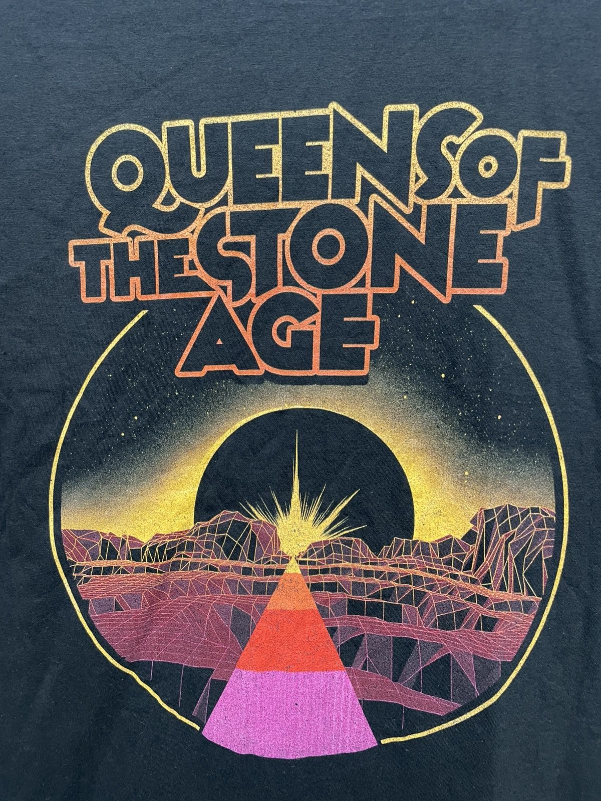 Band Tees Vintage 00s Queens Of The Stone Age T Shirt Rare Tee Size US S / EU 44-46 / 1 - 3 Thumbnail
