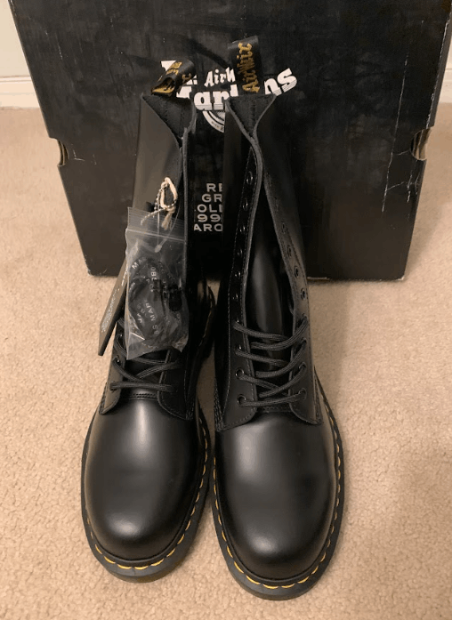 Dr. Martens 1490 MARC JACOBS PATENT Size US 10.5 / EU 43-44 - 3 Thumbnail