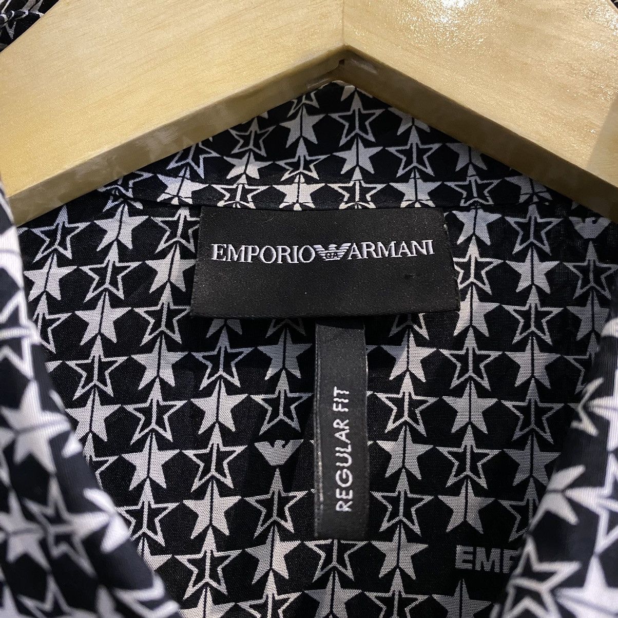 Designer × Emporio Armani Emporio Armani Button Shirt Size US L / EU 52-54 / 3 - 5 Thumbnail