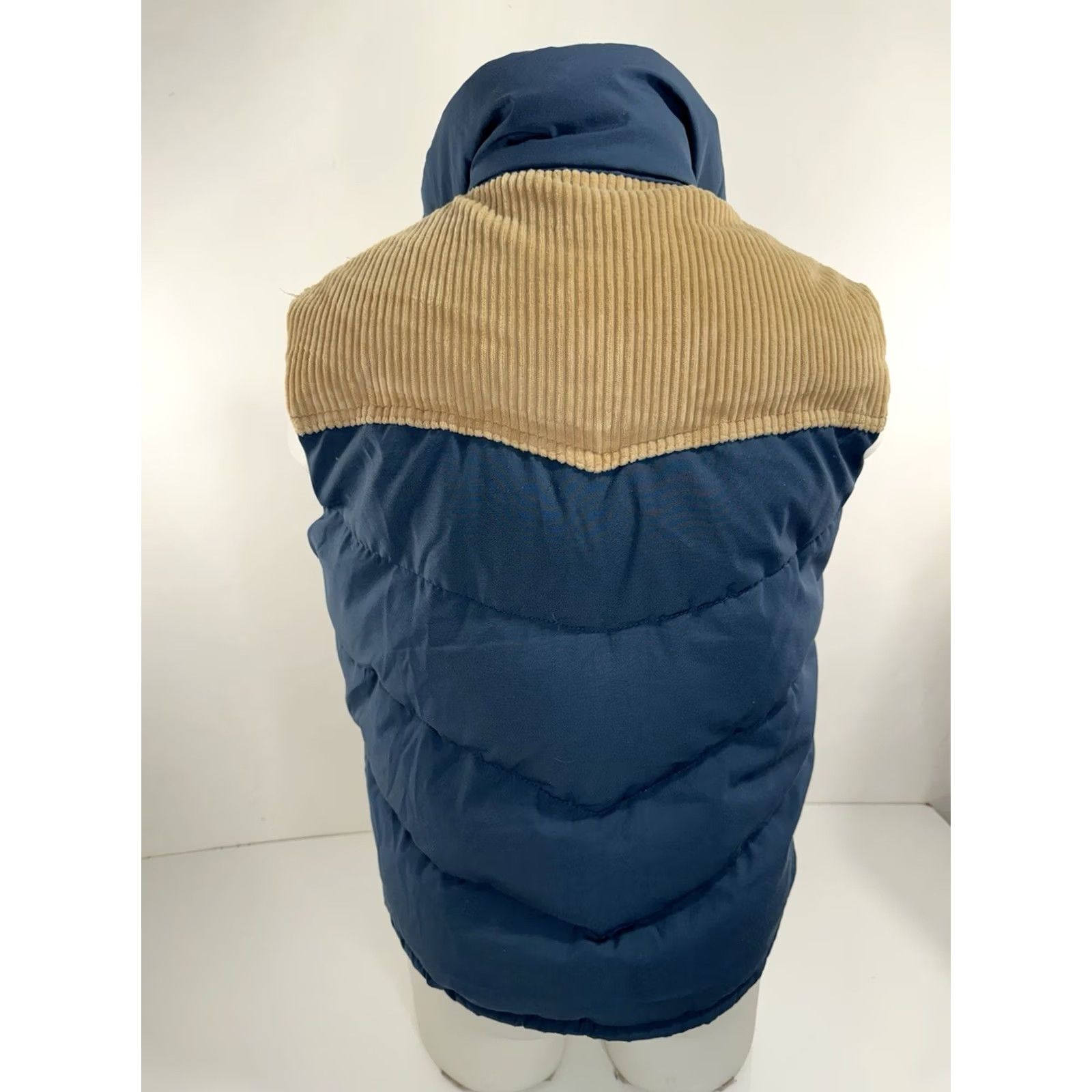 Vintage VINTAGE WILLIAM BARRY Western Vest Mens S / M Down Blue / Tan Size US S / EU 44-46 / 1 - 5 Thumbnail