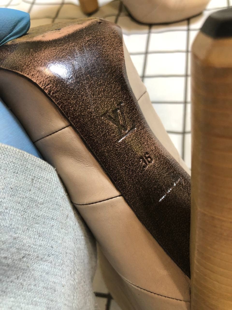 Louis Vuitton Louis Vuitton Croc Embossed Delft Cornelia Ankle Booties Size US 6 / IT 36 - 7 Thumbnail