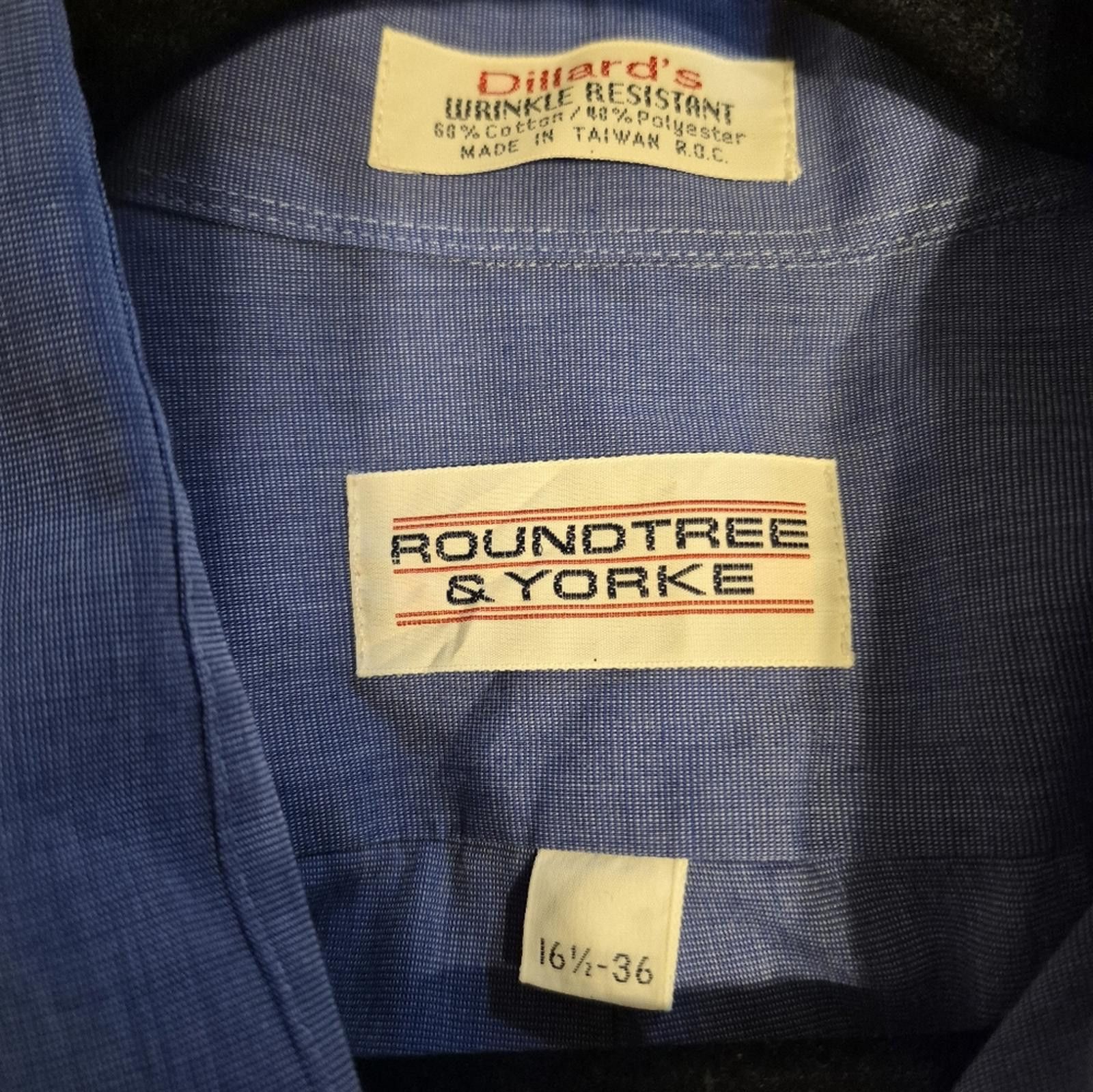 Roundtree & Yorke Roundtree & Yorke Casual Blue Button-Down Shirt 16 1/2 Size US M / EU 48-50 / 2 - 3 Thumbnail