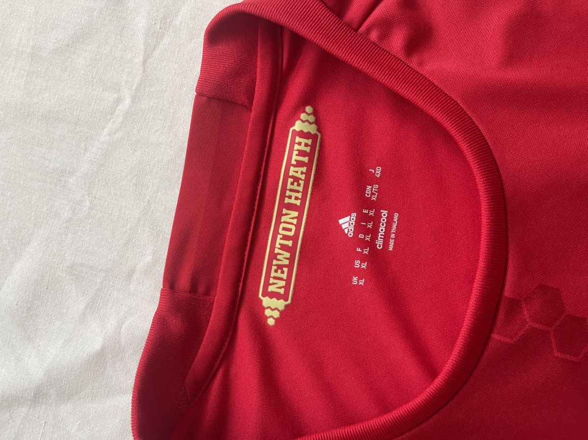 Adidas Jersey Adidas Manchester United 2016/17 Size US XL / EU 56 / 4 - 6 Thumbnail