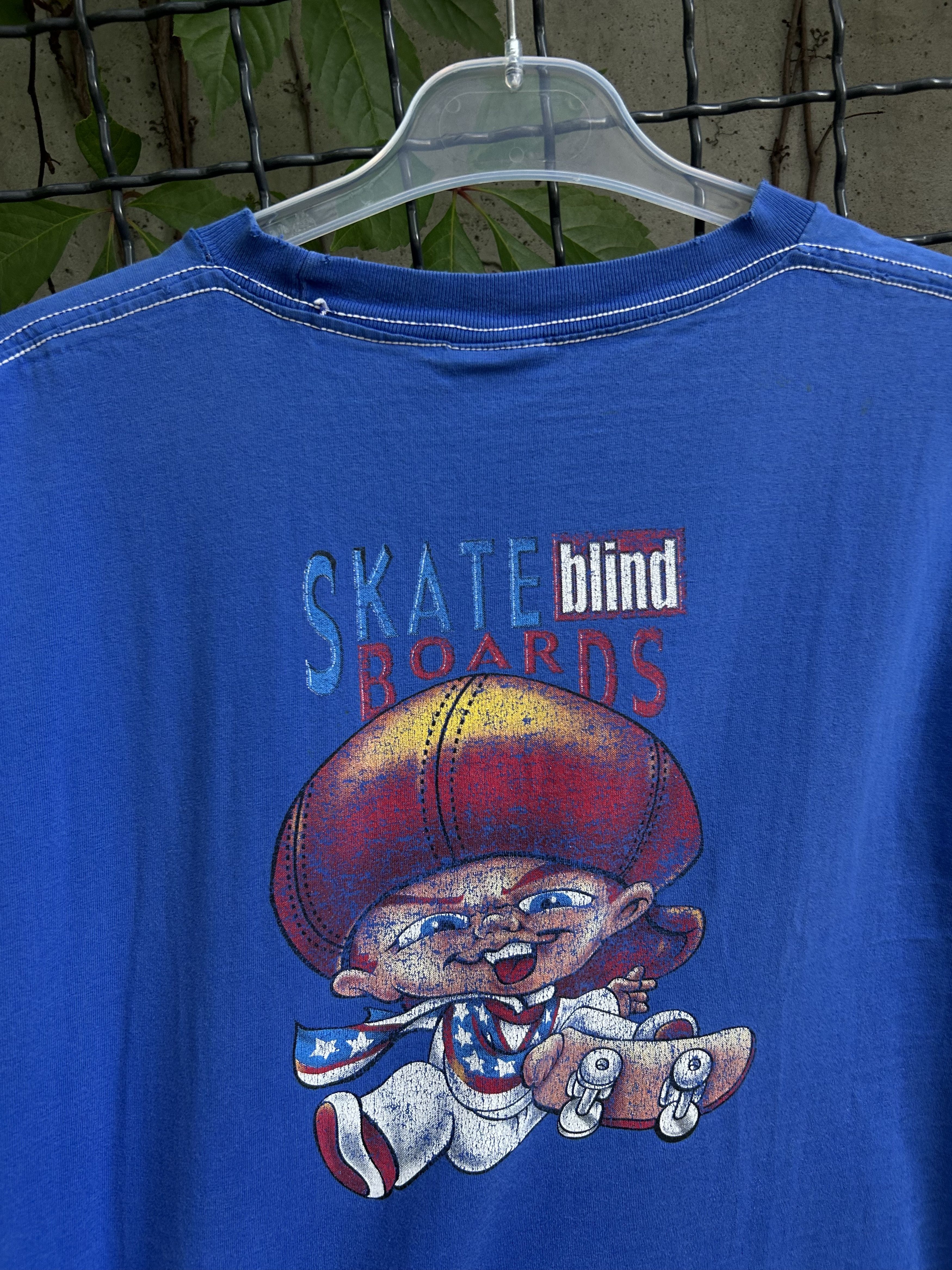 Blind Skateboards Vintage 90s Blind Skateboards Graphic T-shirt Size US XL / EU 56 / 4 - 10 Thumbnail