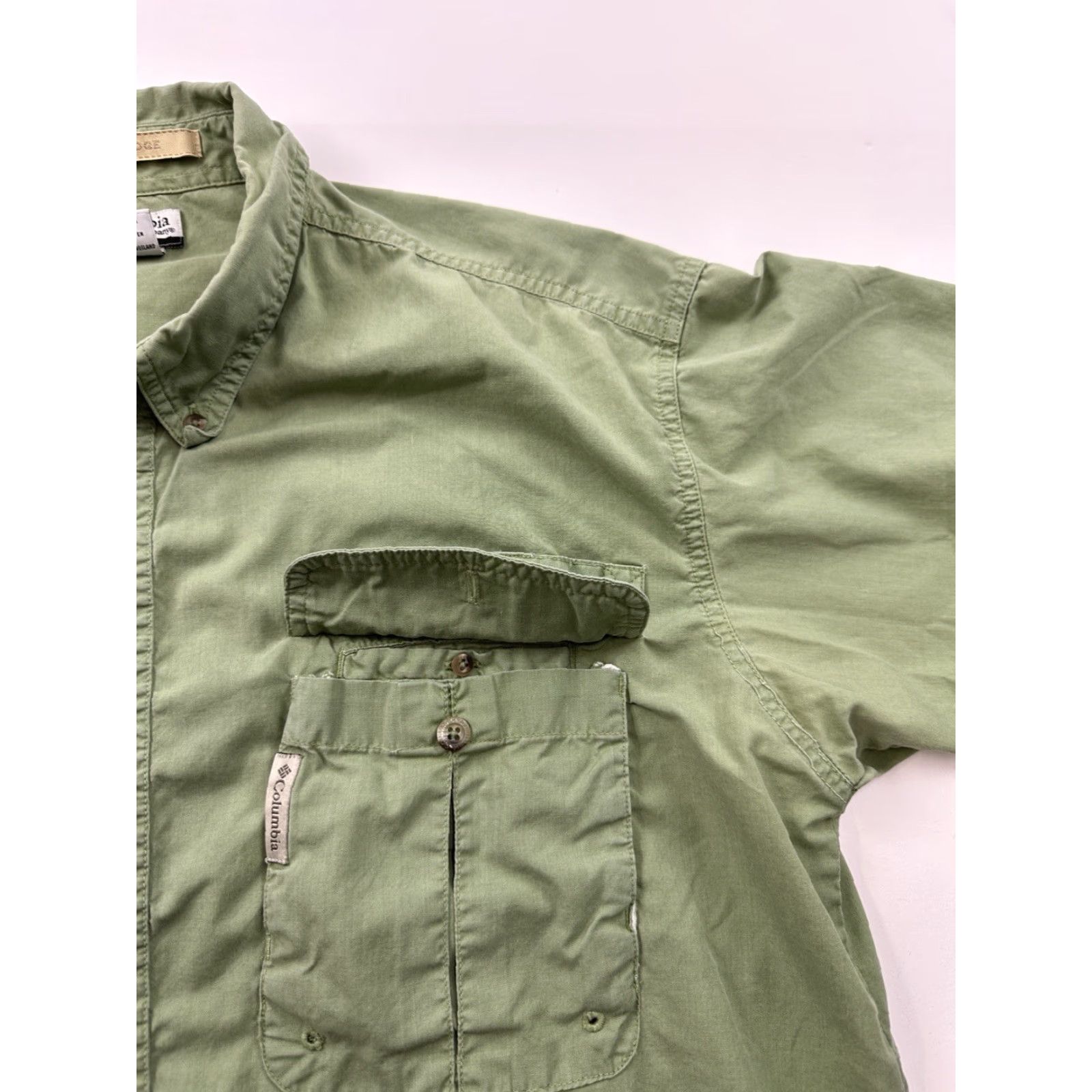 Vintage Columbia Shirt Mens L Green Button-Up Short Sleeve River Lodge Size US L / EU 52-54 / 3 - 3 Thumbnail