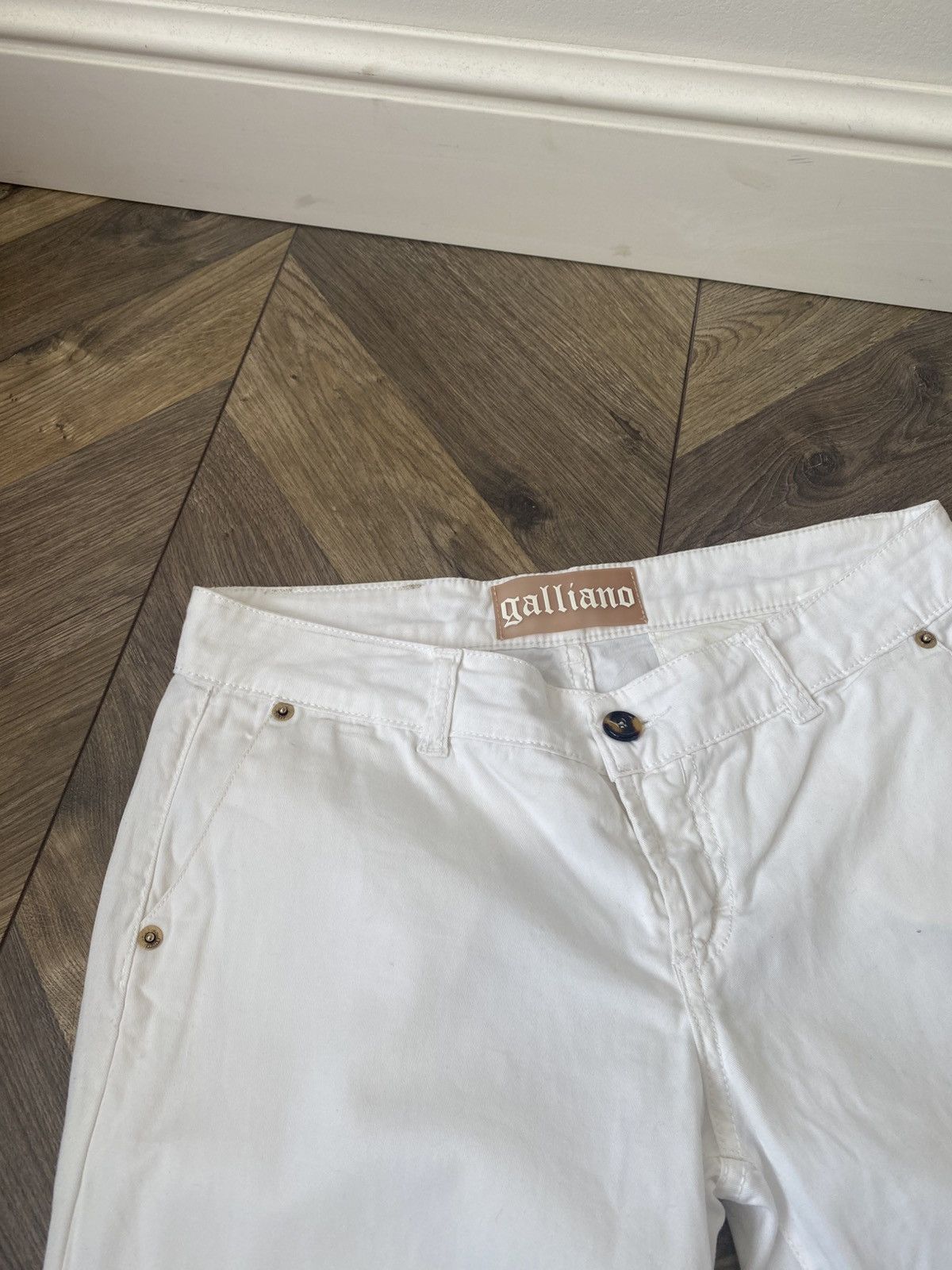 John Galliano Vintage John Galliano women’s white pants Size 28" / US 6 / IT 42 - 6 Thumbnail