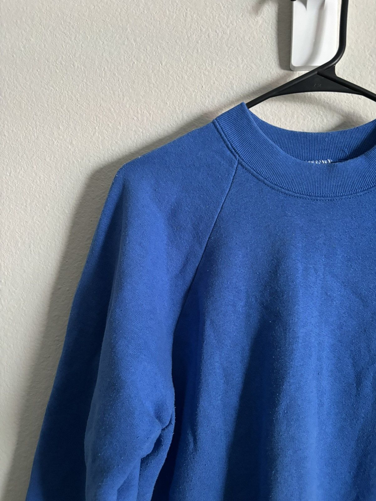 Vintage Vintage 80s/90s Fruit of the Loom Blank Raglan Sweatshirt Size US L / EU 52-54 / 3 - 4 Thumbnail