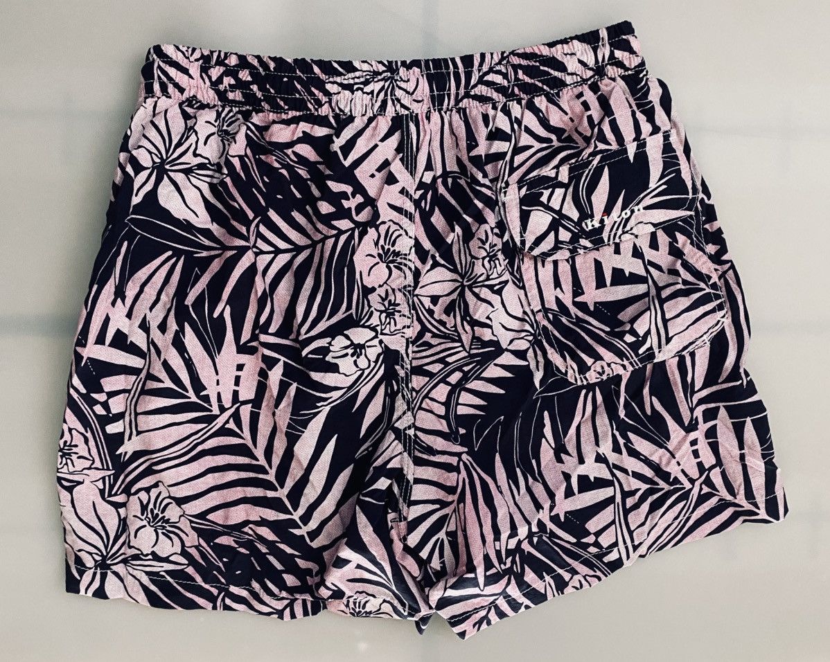 Kiton Kiton 🇮🇹 fuchsia/navy palm frond resort swim trunks S NWT Size US 32 / EU 48 - 9 Thumbnail