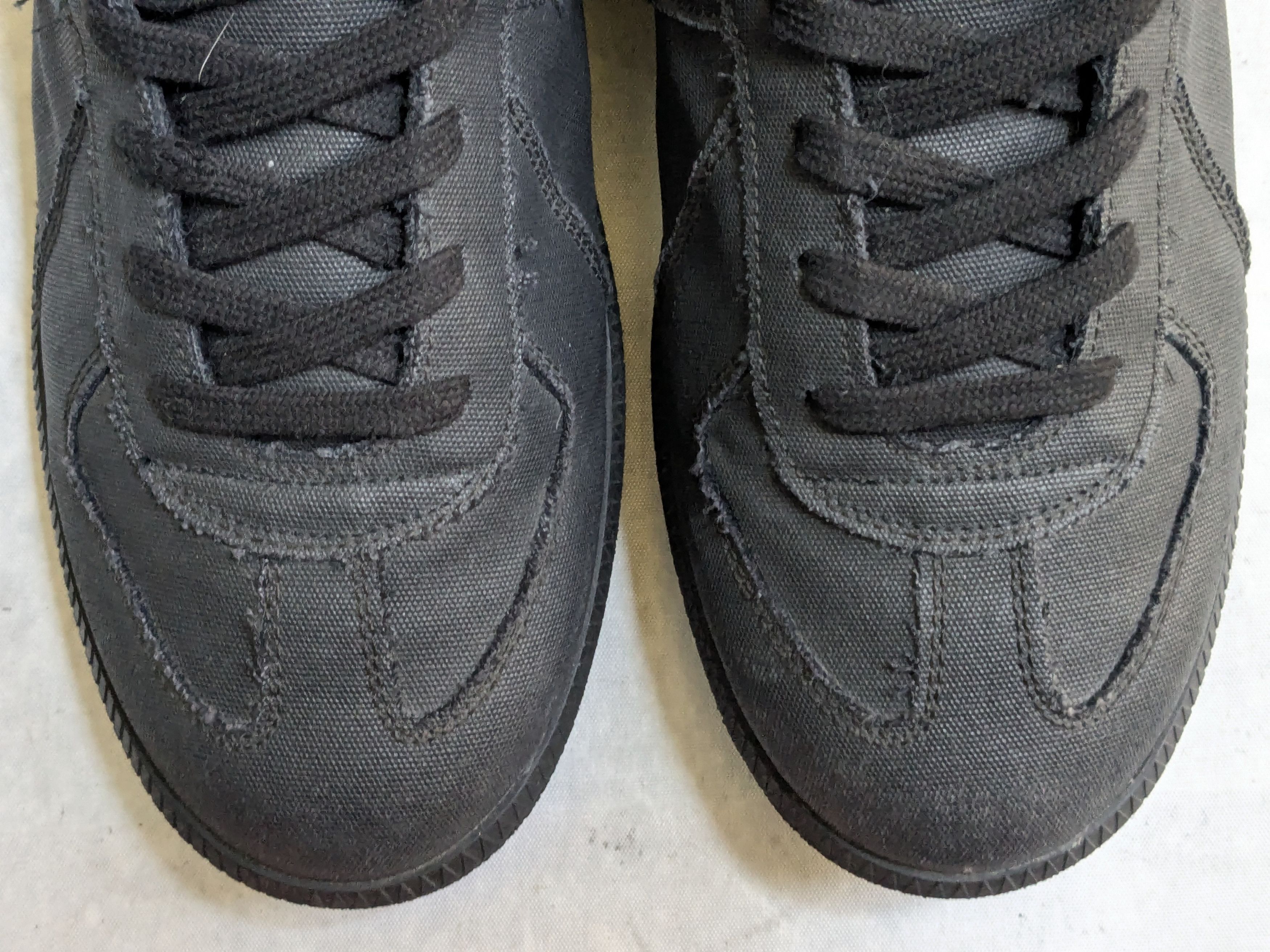 Maison Margiela Maison Margiela GAT Replica Black 10 43 Canvas Low Size US 10 / EU 43 - 3 Thumbnail
