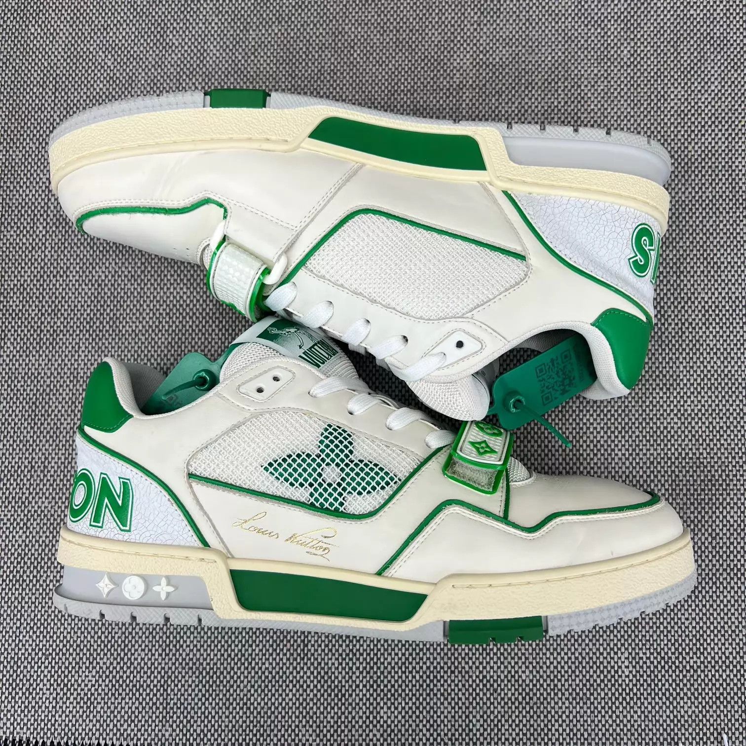Louis Vuitton LV Trainer White Green Velcro 8.5/42.5 99 New Size US 9.5 / EU 42-43 - 3 Thumbnail