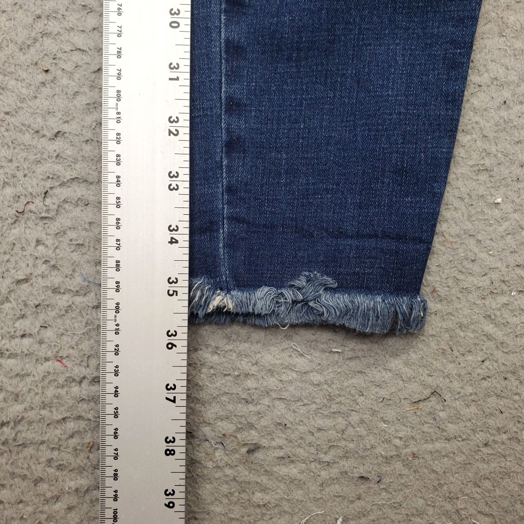 Lucky Brand Lucky Brand Ava Skinny Jeans Womens Size 6 Navy Denim 26" Inseam Regular Fit Frayed Hem 14.5" Waist Across Waxed Whiskered Denim Size 28" / US 6 / IT 42 - 3 Thumbnail