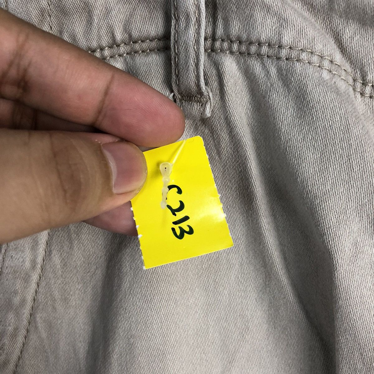 Japanese Brand DL Uniqlo Brown Cargo Multipocket Pants #C213 Size US 33 - 14 Thumbnail