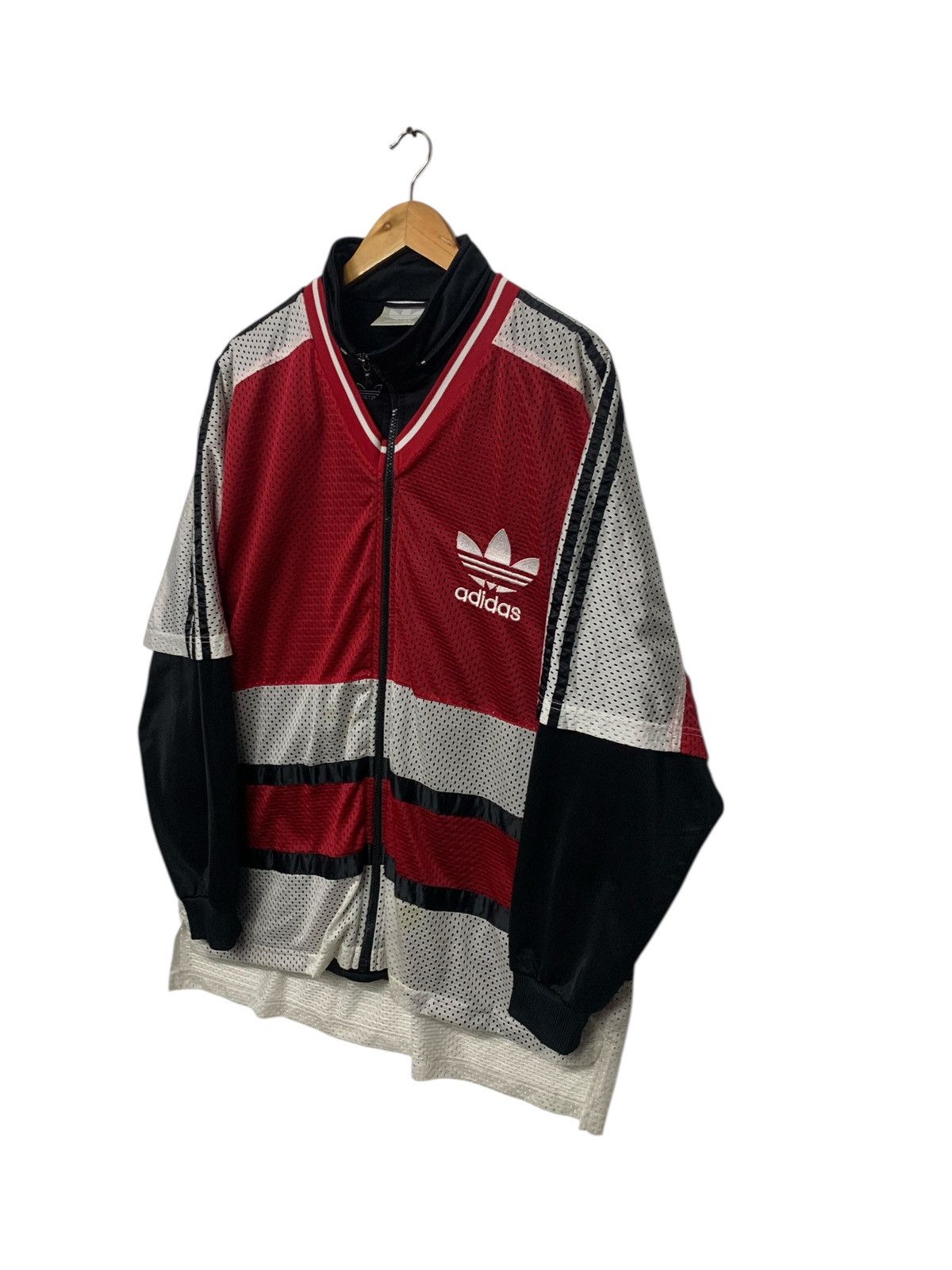 Adidas 90's Adidas Big Logo Streetwear Style Zipper Down Jacket Size US L / EU 52-54 / 3 - 4 Thumbnail