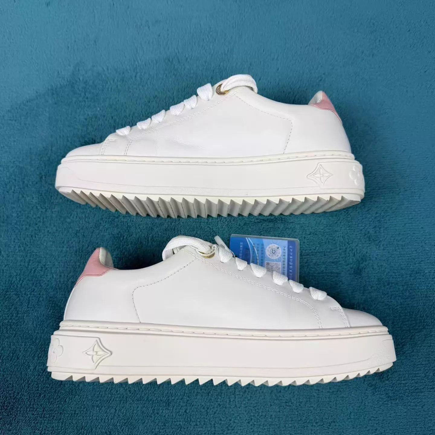 Louis Vuitton LV Time Out Cowhide Low-Top Sneaker White & Pink 35 Size US 4.5 / IT 34.5 - 3 Thumbnail