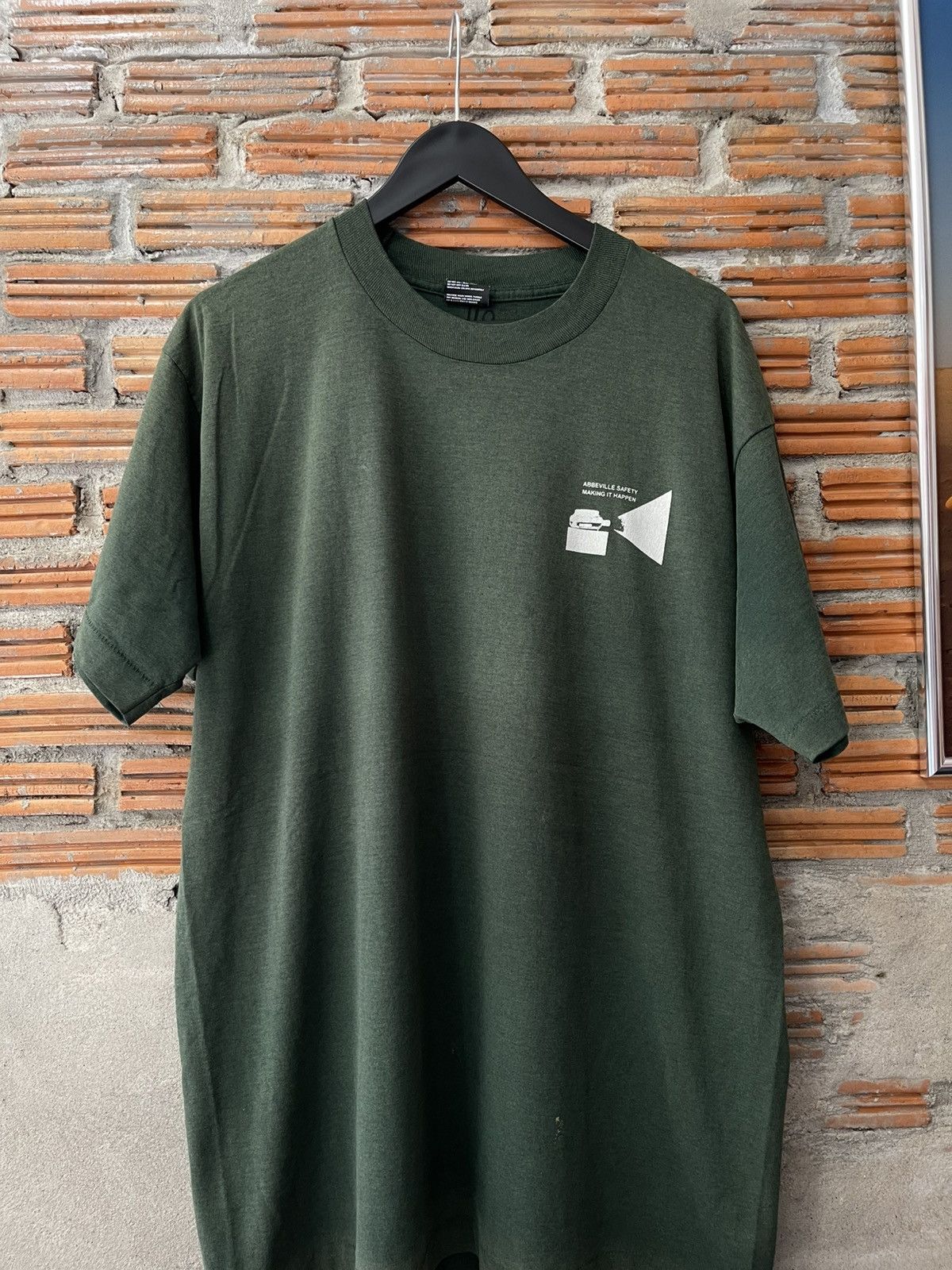 Vintage RARE Vintage 90s Abbeville Safety Lockout Tagout T-Shirt XL Size US XL / EU 56 / 4 - 9 Thumbnail
