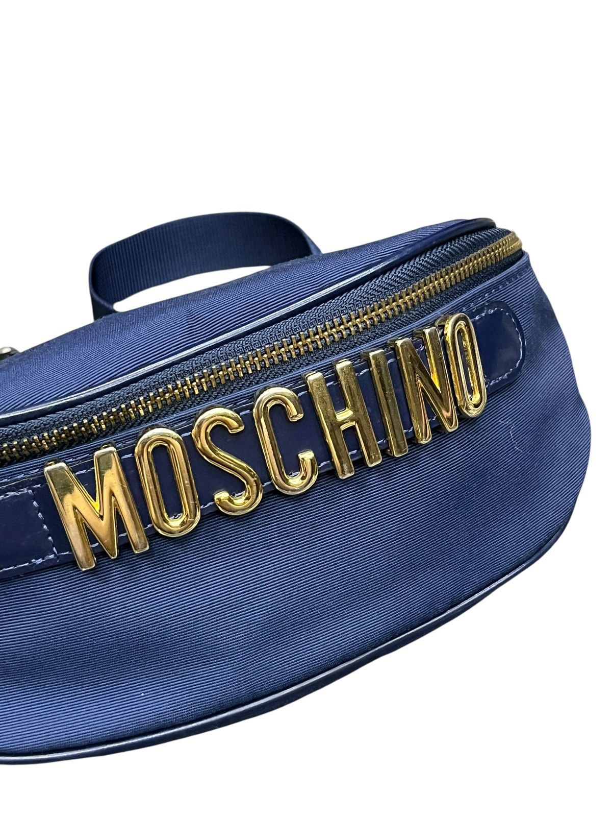 Moschino Authentic vintage Moschino waist pouch bag Made in Japan. Size ONE SIZE - 5 Thumbnail