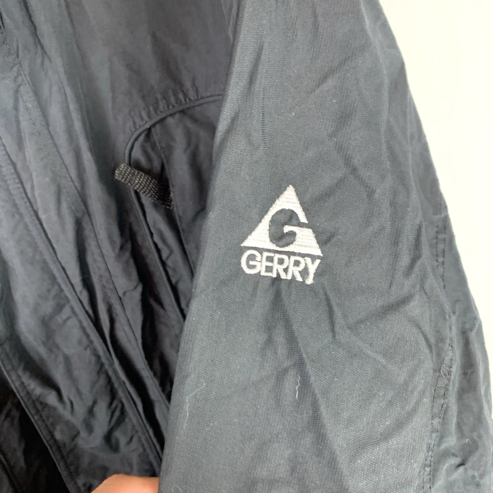 Vintage Gerry Jacket Men Black Winter Ski Nylon Size L Size US L / EU 52-54 / 3 - 6 Thumbnail