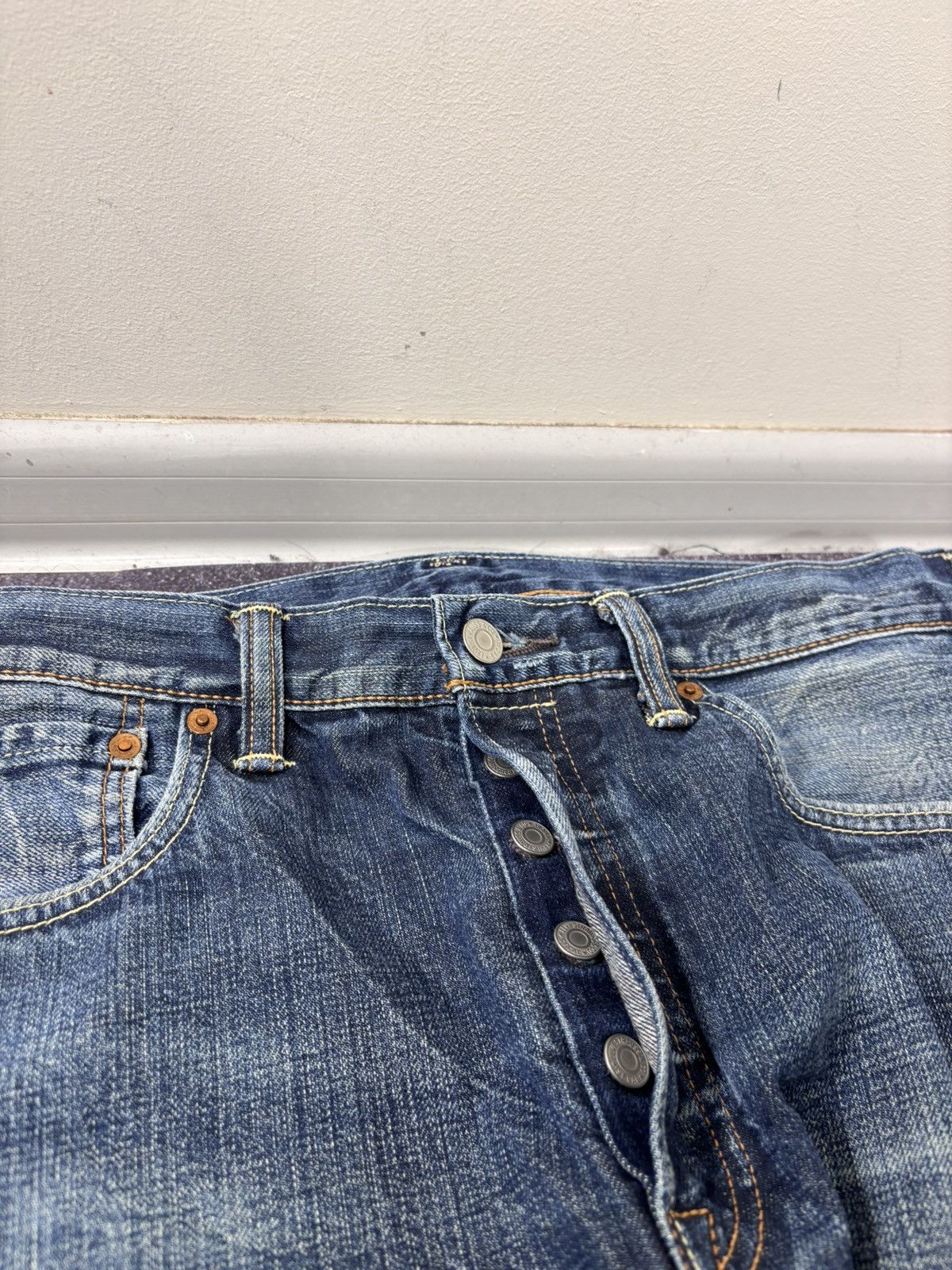 Levi's Vintage Levi’s 501 Men’s Dark Navy Blue Wash Denim Jeans Size US 34 / EU 50 - 8 Thumbnail