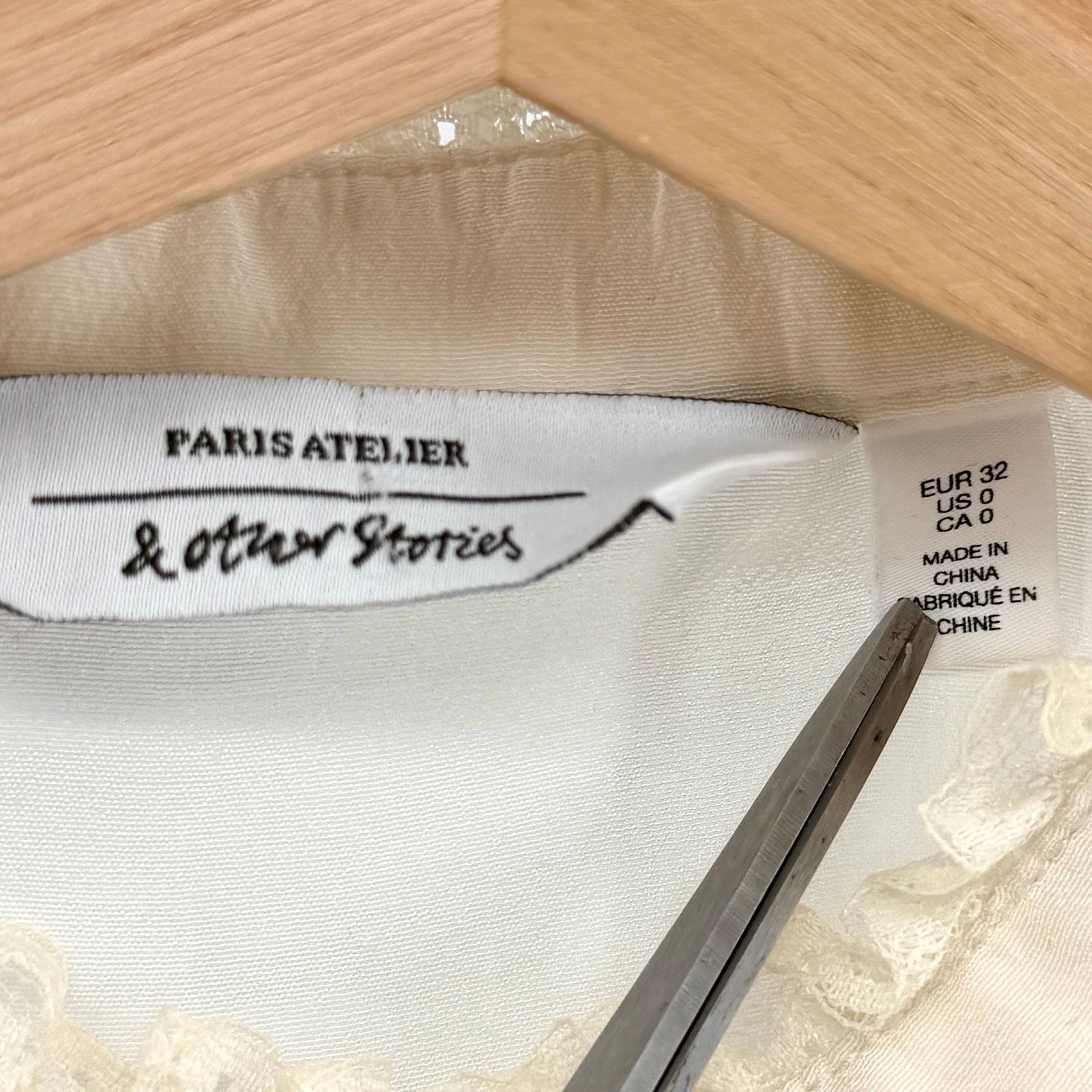 & Other Stories Cream Lace Pintuck Button Down Blouse Size XS / US 0-2 / IT 36-38 - 6 Thumbnail
