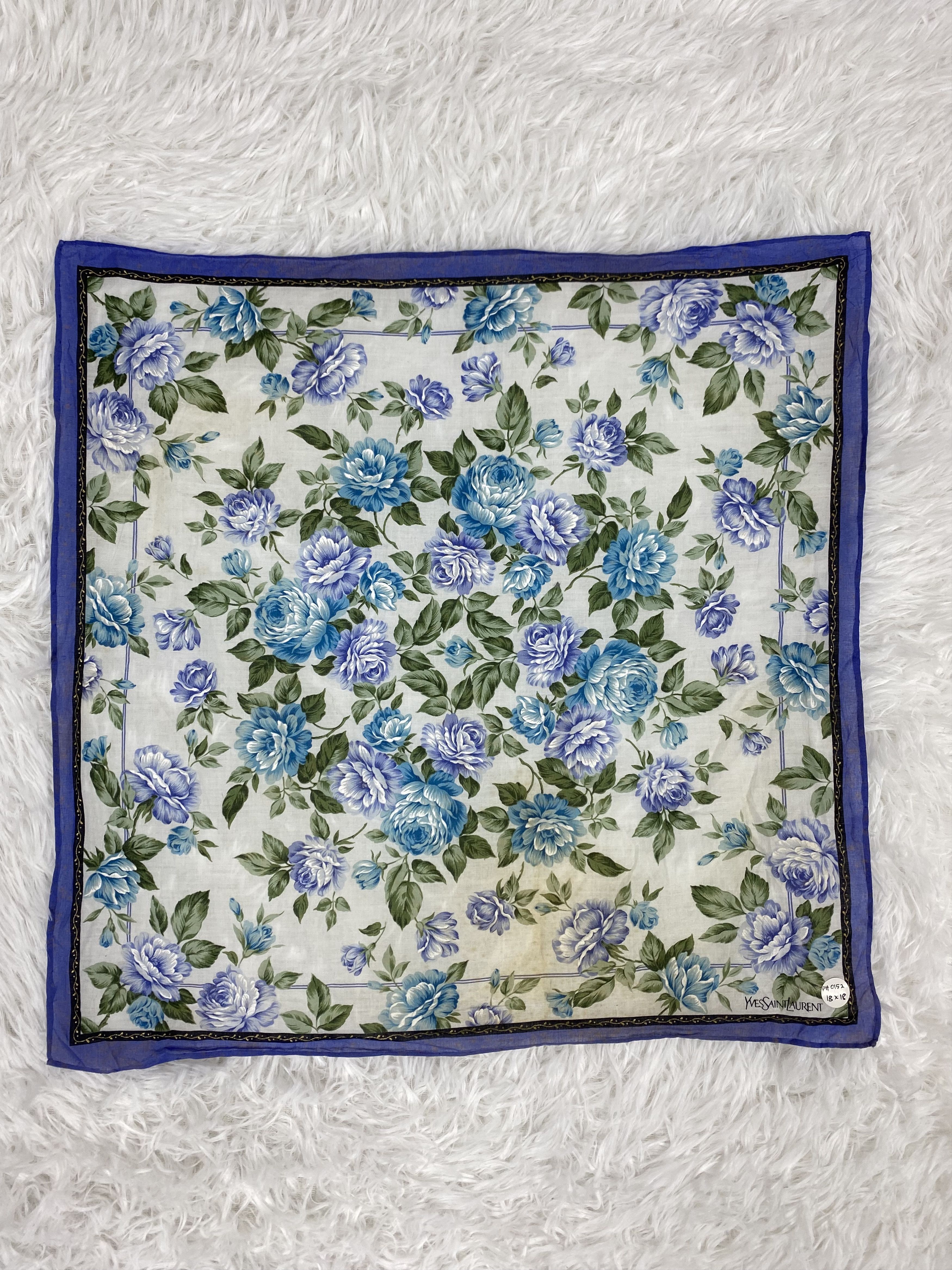 Vintage × Yves Saint Laurent Vintage Yves Saint Laurent Handkerchief PH0152 Size ONE SIZE - 3 Thumbnail