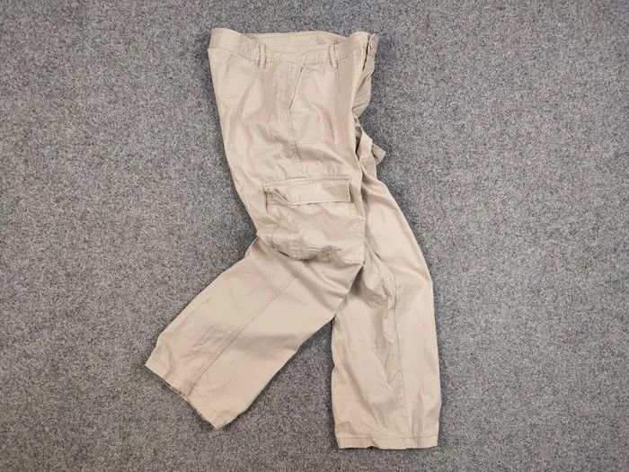 Japanese Brand Vintage Japanese Casual Beige Baggy Cargo Pants Y2K Style Size US 32 / EU 48 - 12 Thumbnail