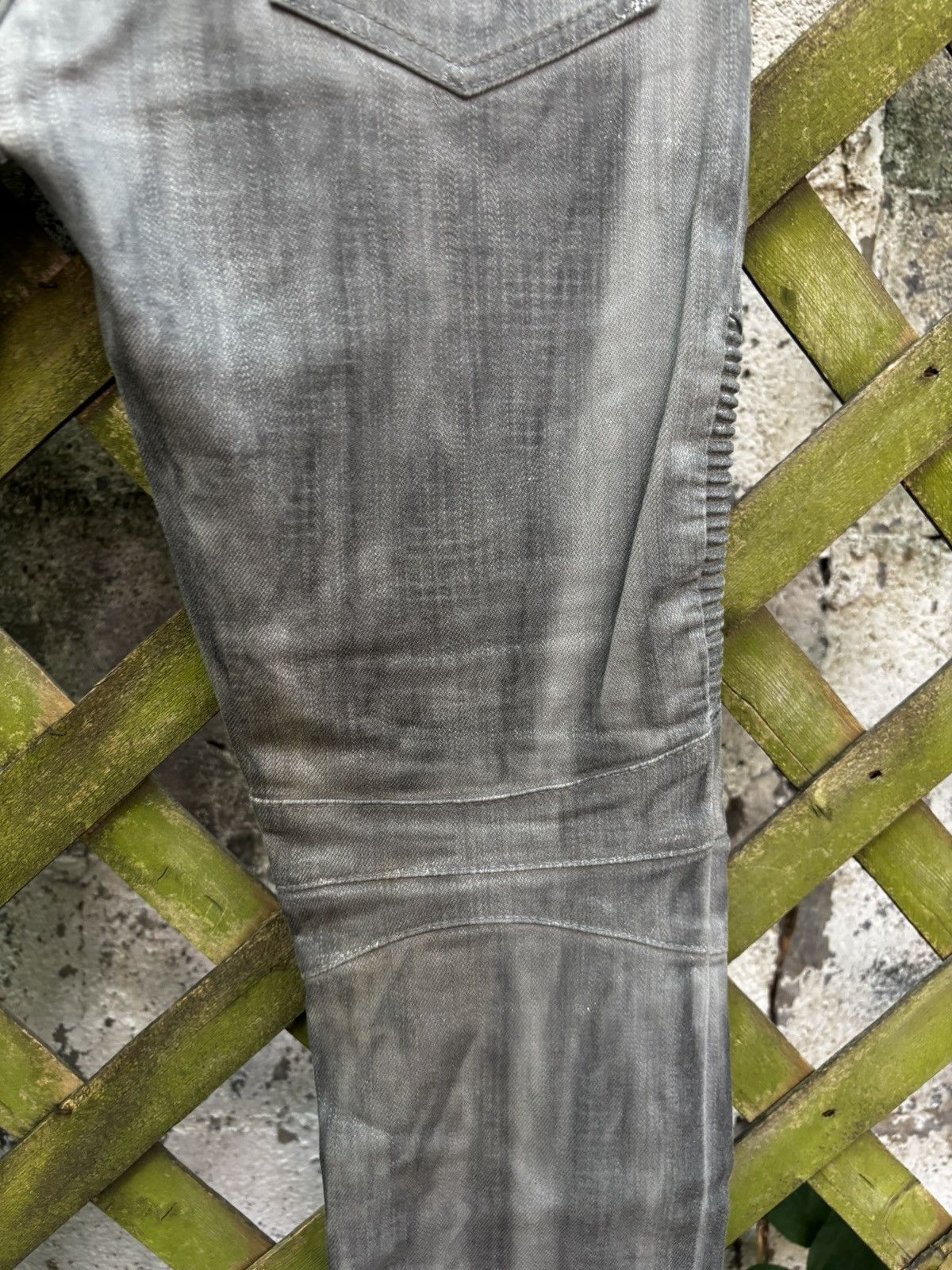 Balmain FW12 Balmain Decarnin Sparkle Wax Coated Silver Biker Jeans Size US 29 - 13 Thumbnail