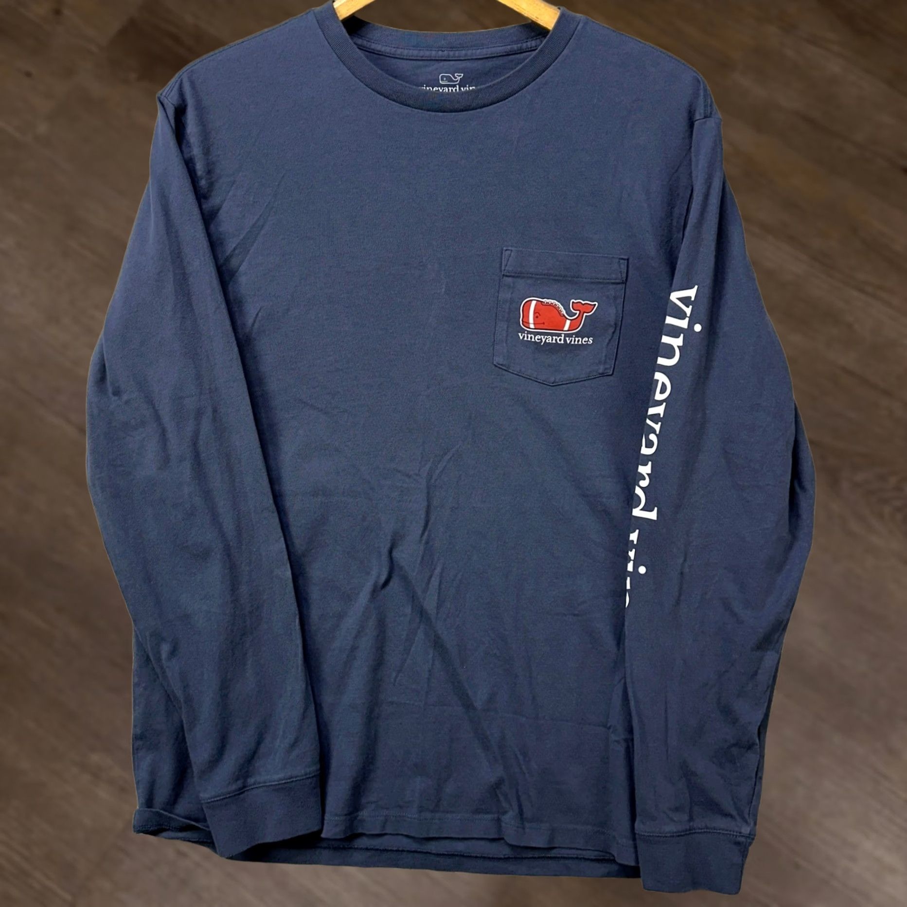 Vineyard Vines Vineyard Vines Mens T-Shirt Long Sleeve Blue Pocket Whale Logo Crew Neck Cotton Basic Tee Size US M / EU 48-50 / 2 - 1 Thumbnail