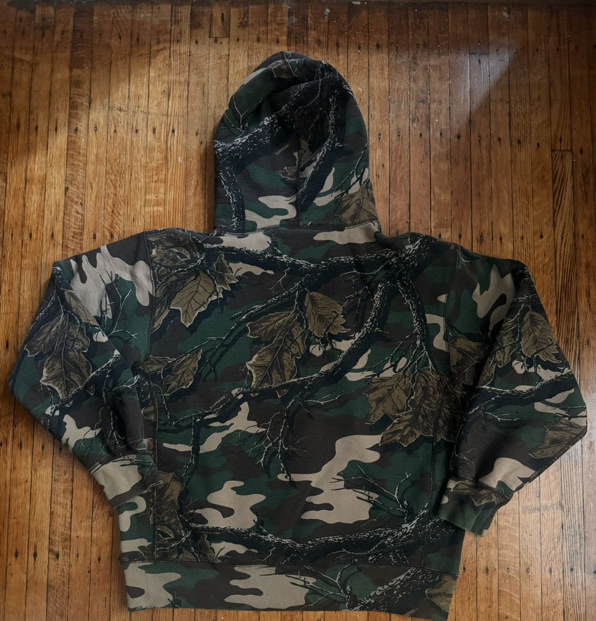 Supreme Camo Supreme Small Box Hoodie 'Branch Woodland Camo' Size US M / EU 48-50 / 2 - 2 Thumbnail