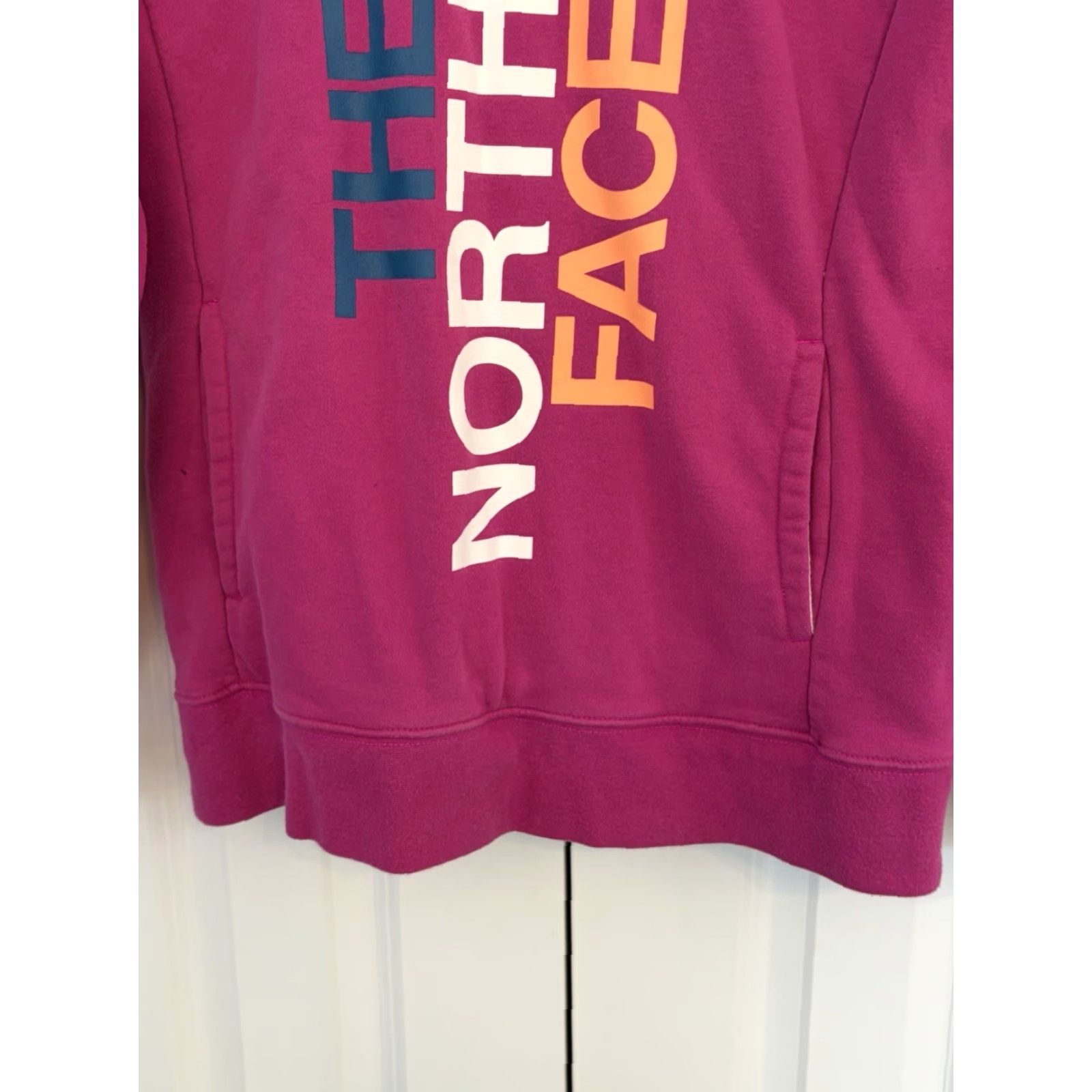The North Face The North Face Hoodie Women Pink Logo Long Sleeve Large Pullover Fleece Kangaroo Pocket Activewear Winter Fall Spring Regular Fit Size L / US 10 / IT 46 - 5 Thumbnail